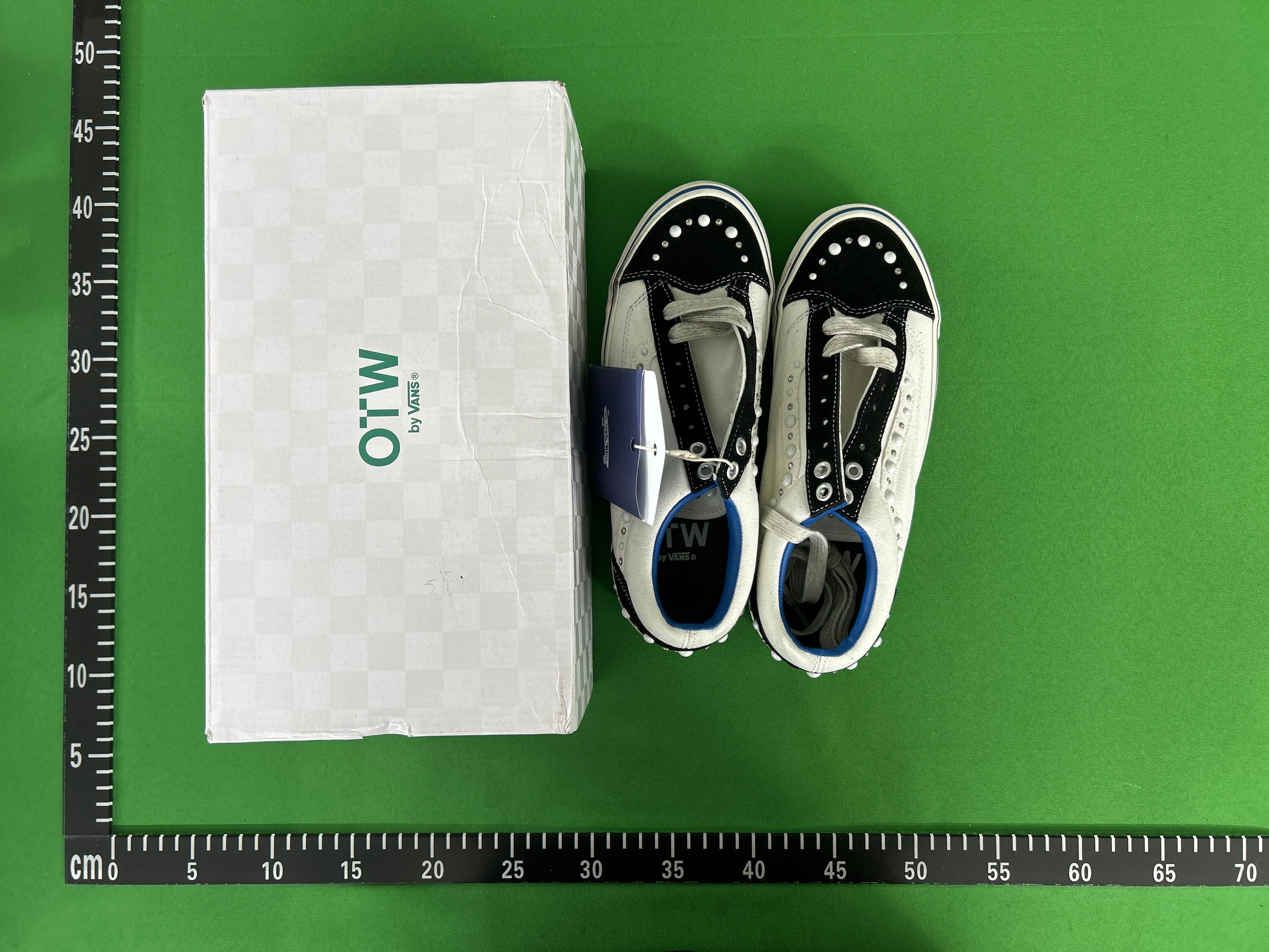 Foto QC 2 de Vans LX Old Skool 36 Pearlized Rust Bronze VN000E8VFSB