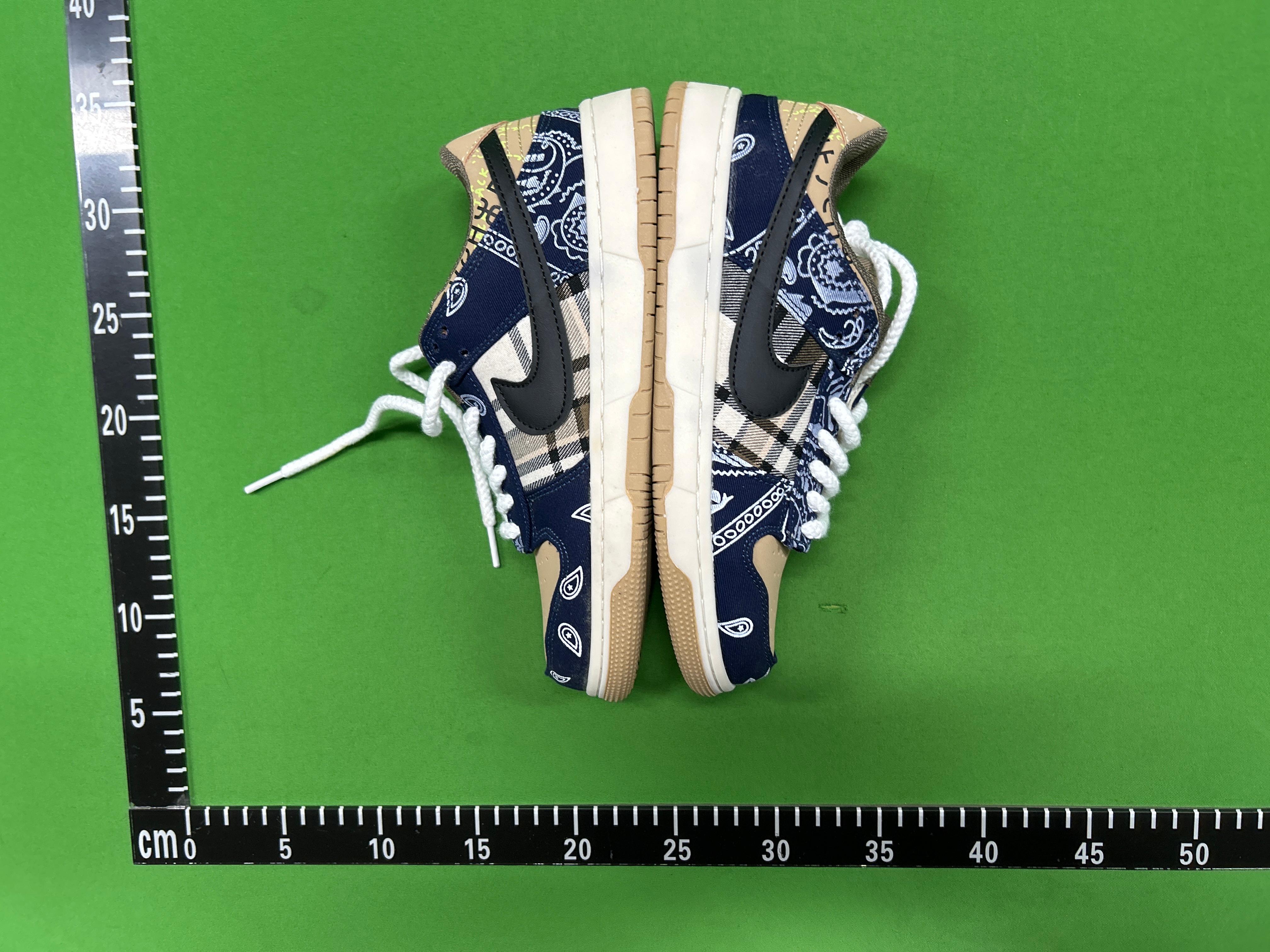 Foto QC 5 de Nike SB Dunk Low Why So Sad? BC0590-400