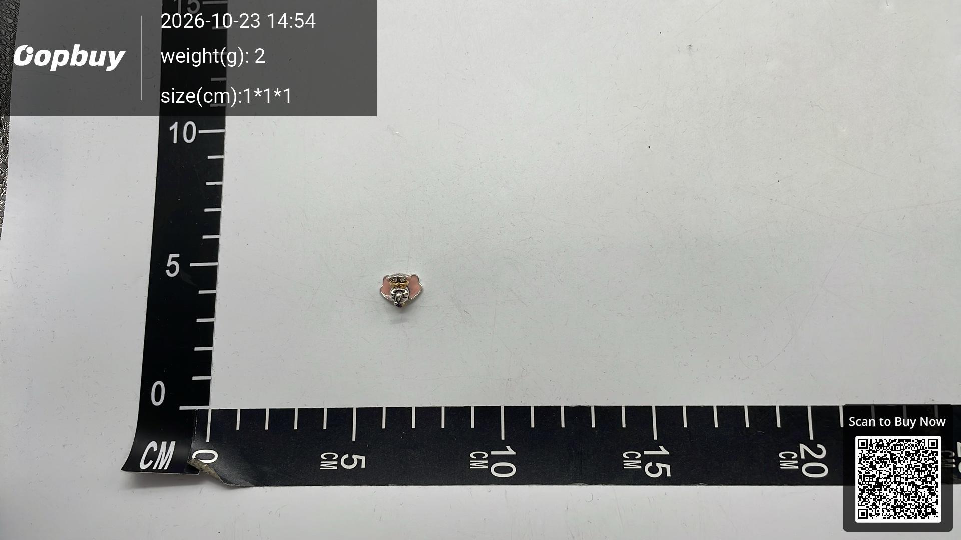 Foto QC 1 de Disney Mickey Mouse Heart Hands Charm Sterling Silver Crystal Red