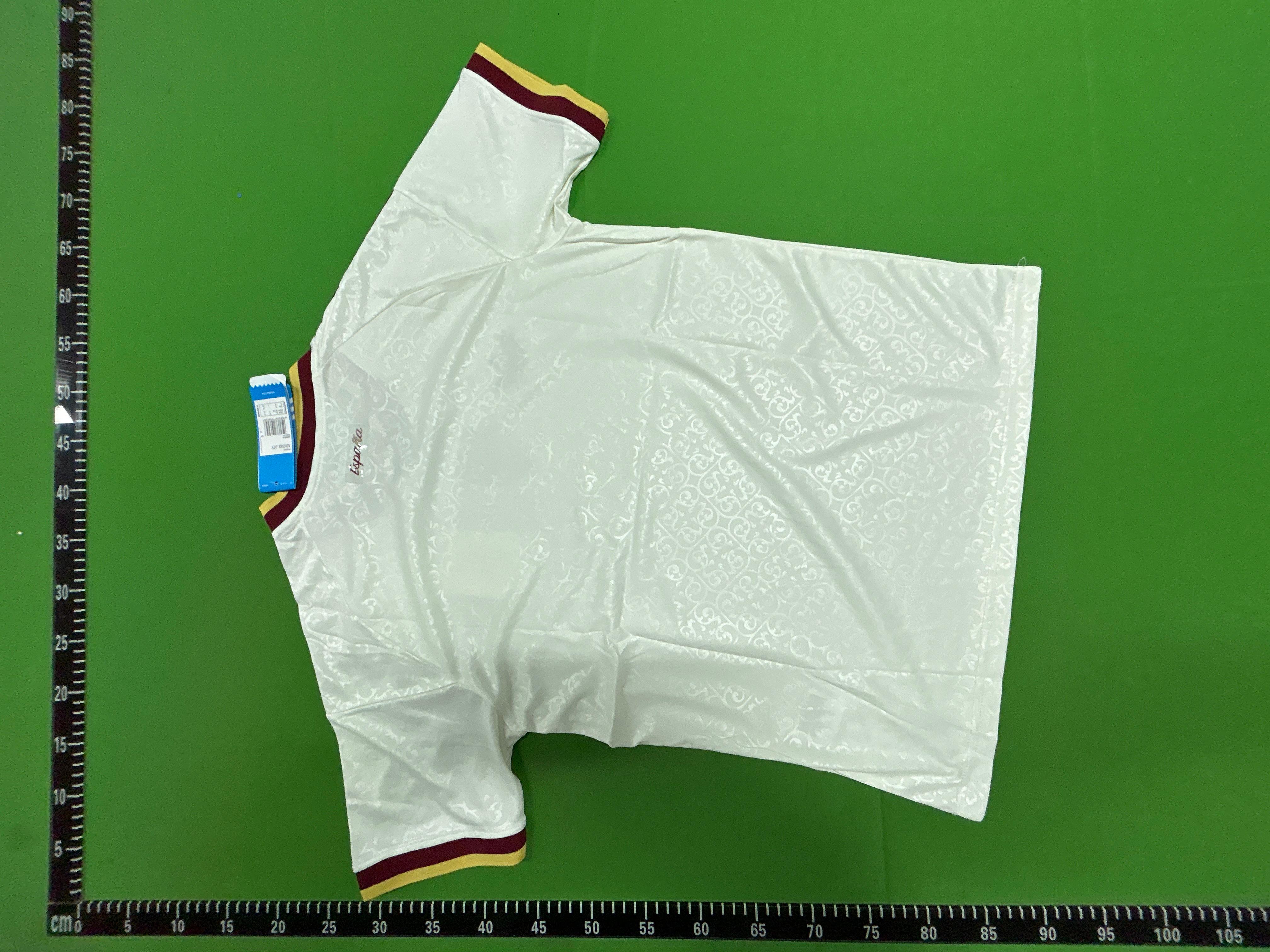 Foto QC 8 de adidas x Real Madrid 2026/27 Away Jersey Aurora Ivy
