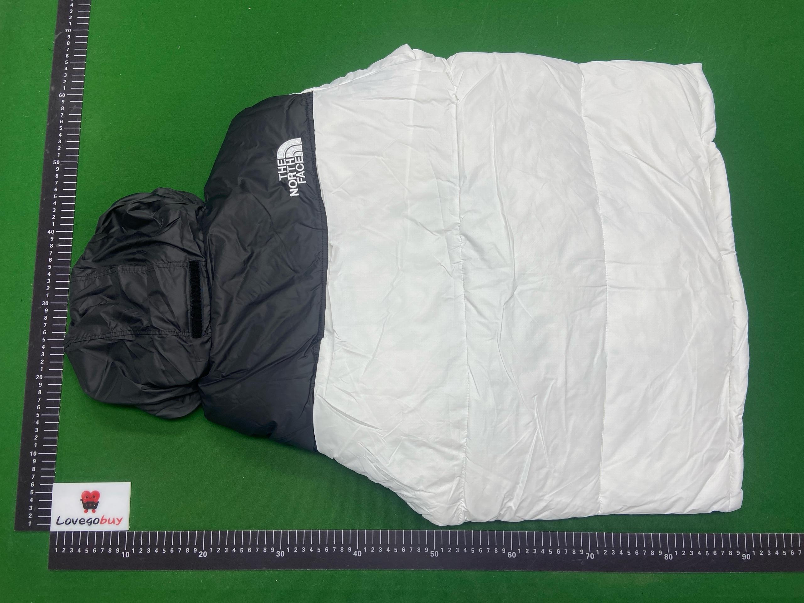 Foto QC 1 de The North Face 1996 Retro Nuptse Puffer Jacket Navy Black