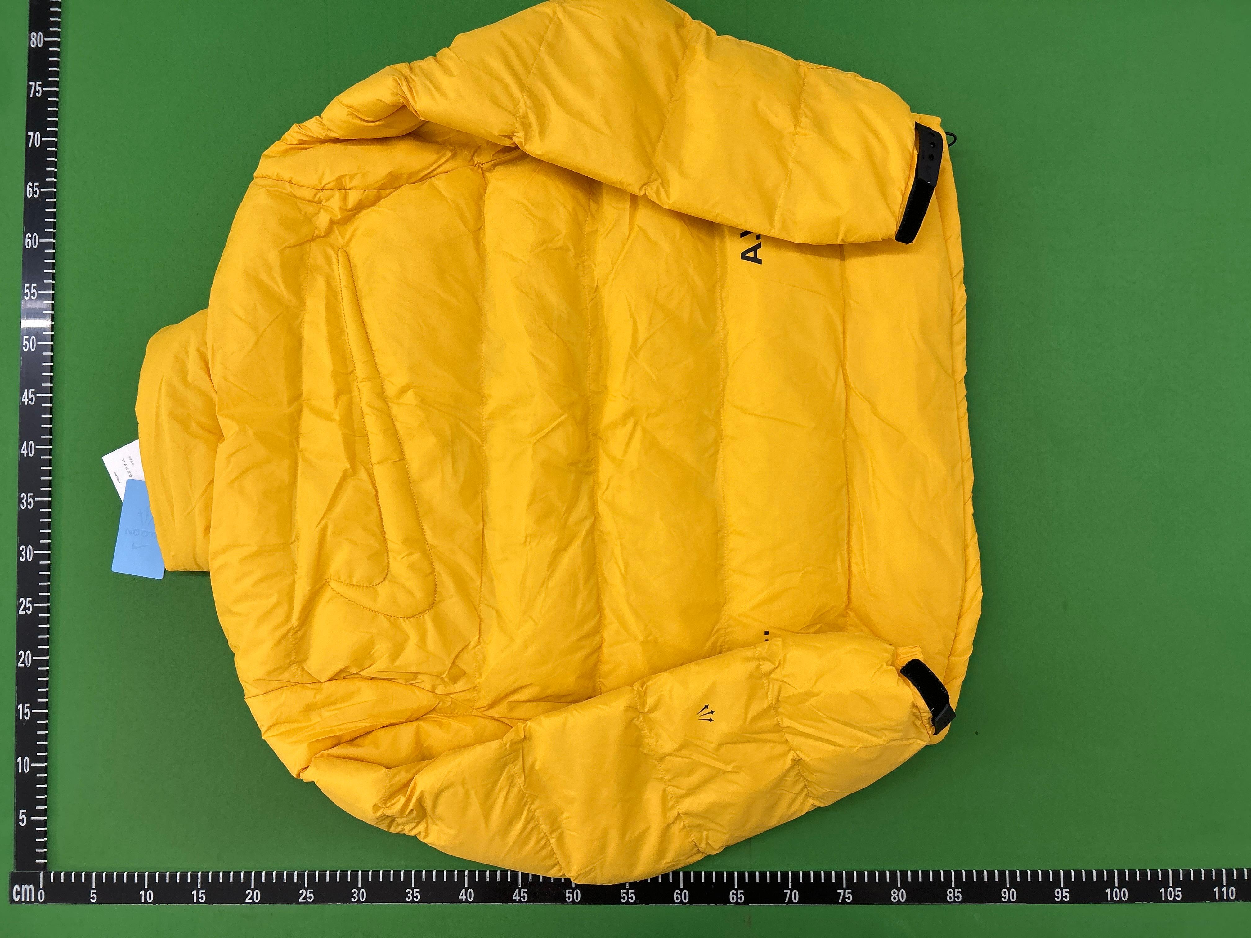 Foto QC 4 de Nike NOCTA Puffer Jacket Yellow