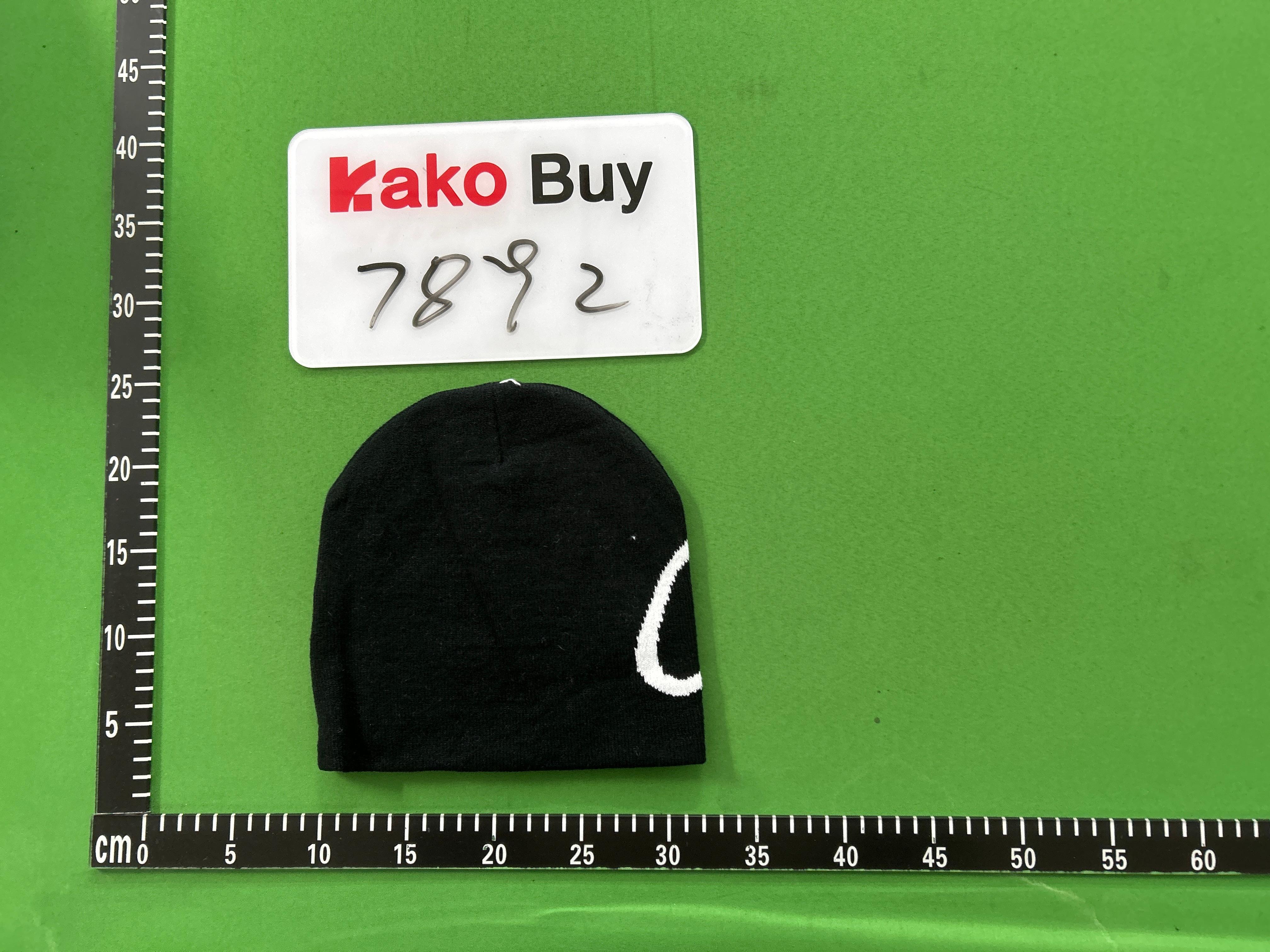 Foto QC 8 de Corteiz Script Beanie Grey
