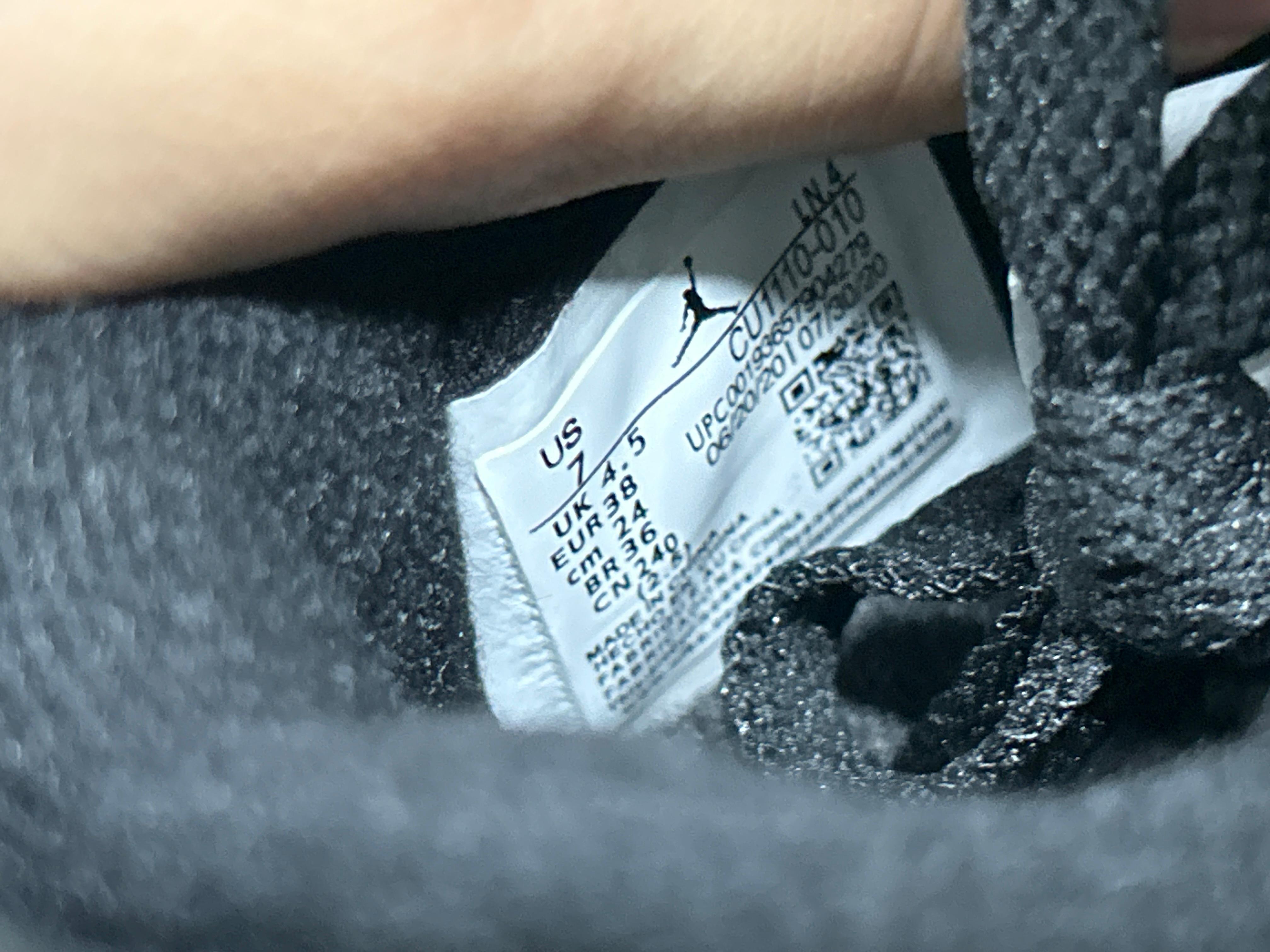 Foto QC 8 de Jordan 4 Retro Black Cat CU1110-010
