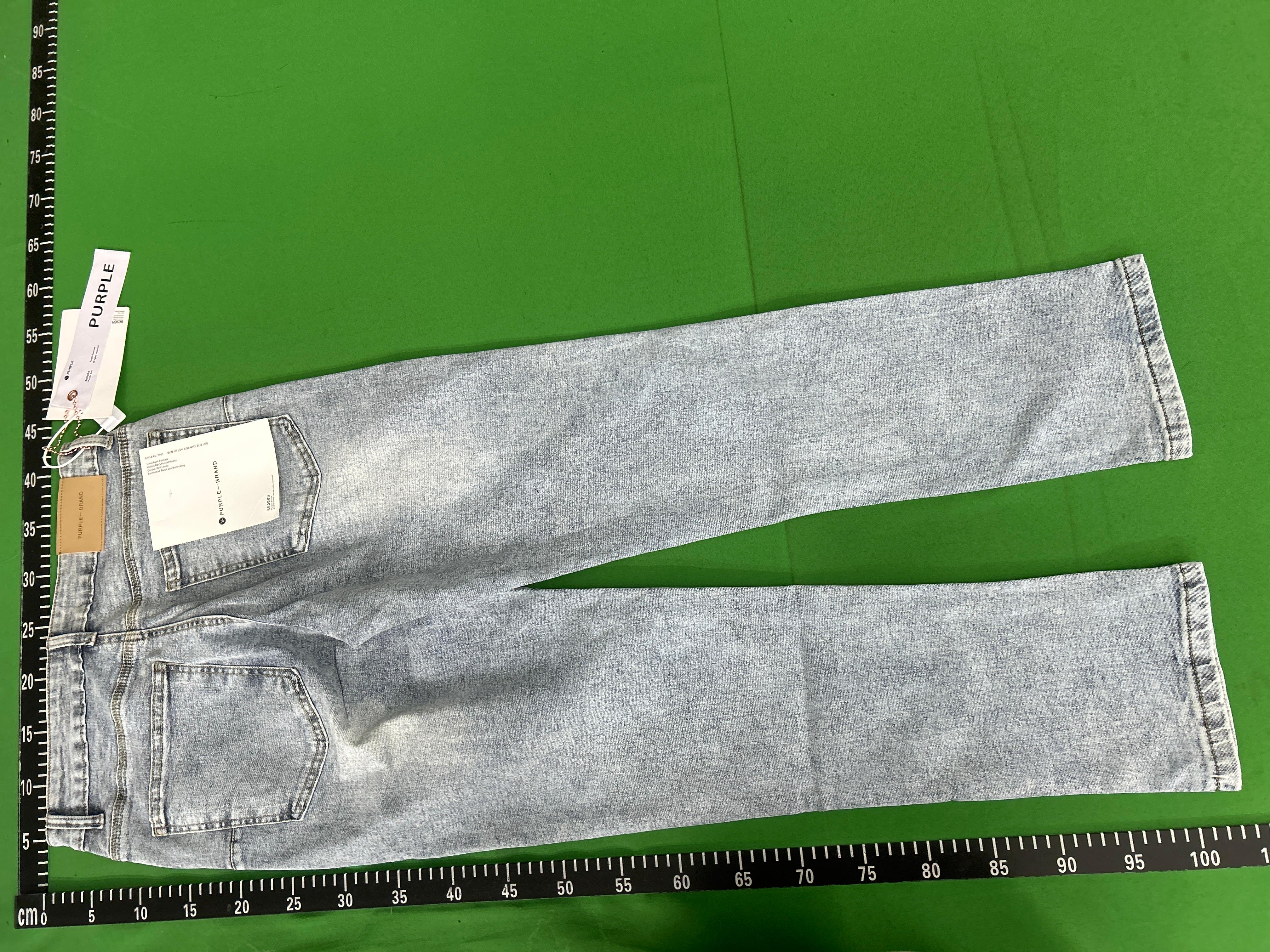 Foto QC 4 de Amiri MX1 Jeans Distressed Slim Light Blue
