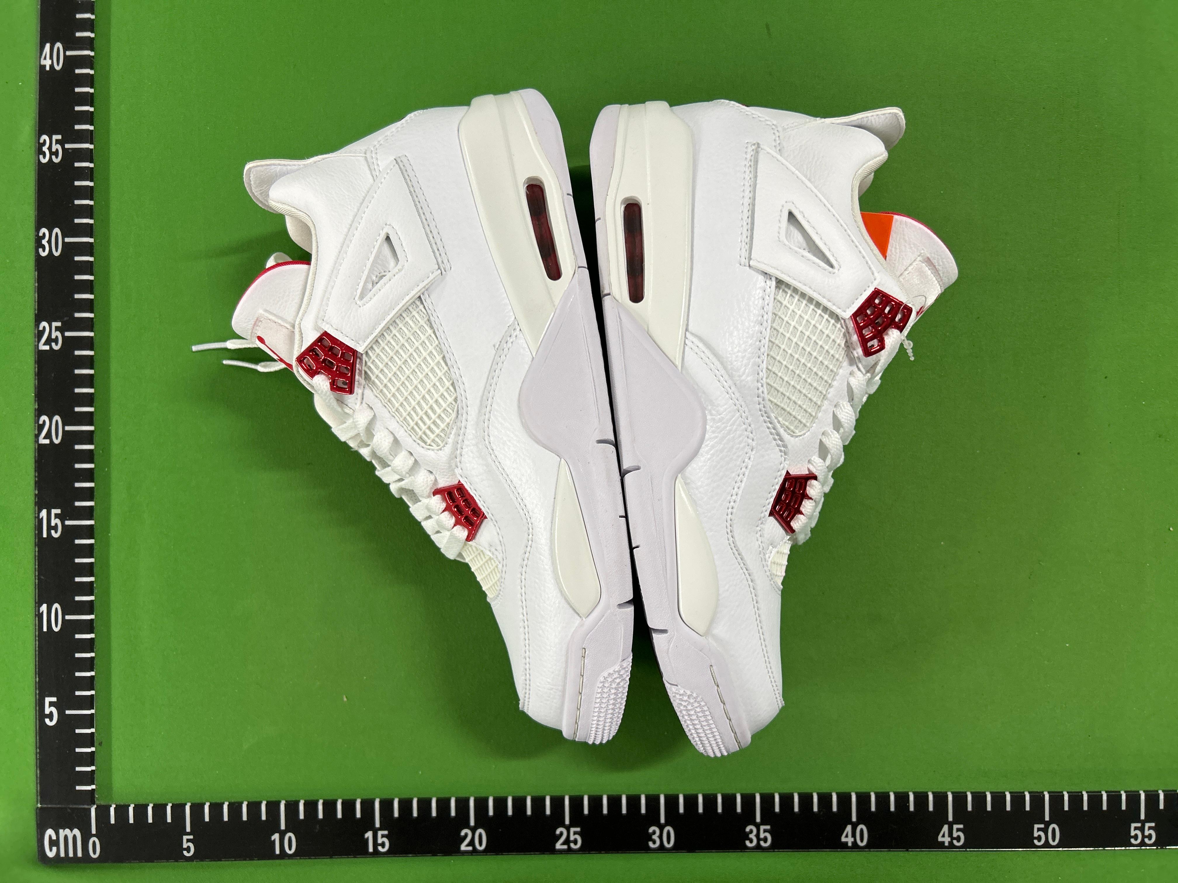 Foto QC 5 de Jordan 4 Retro Levi's White Denim AO2571-100