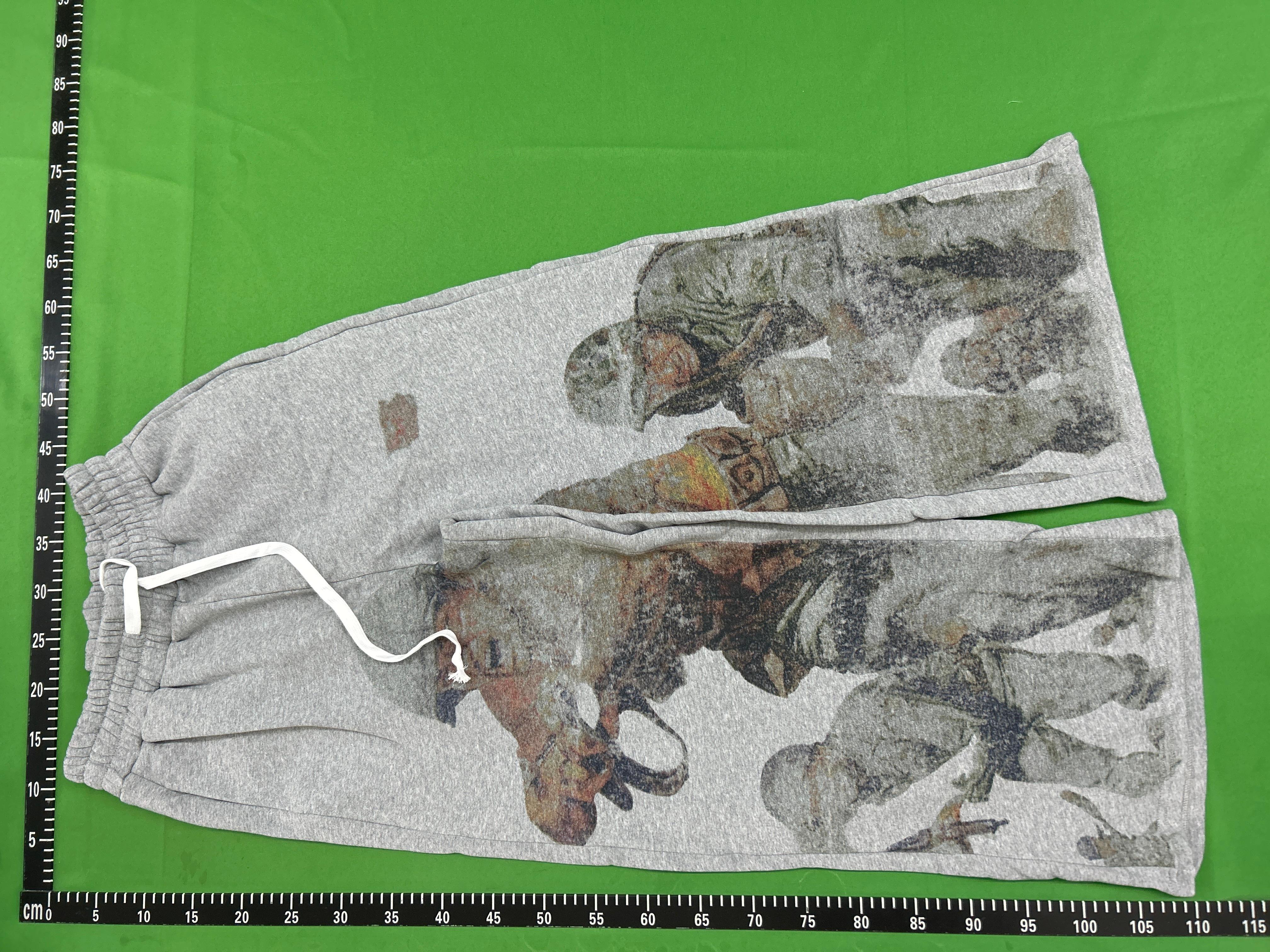 Foto QC 3 de Peace in War Sweater Heavyweight Peace Sign Print White