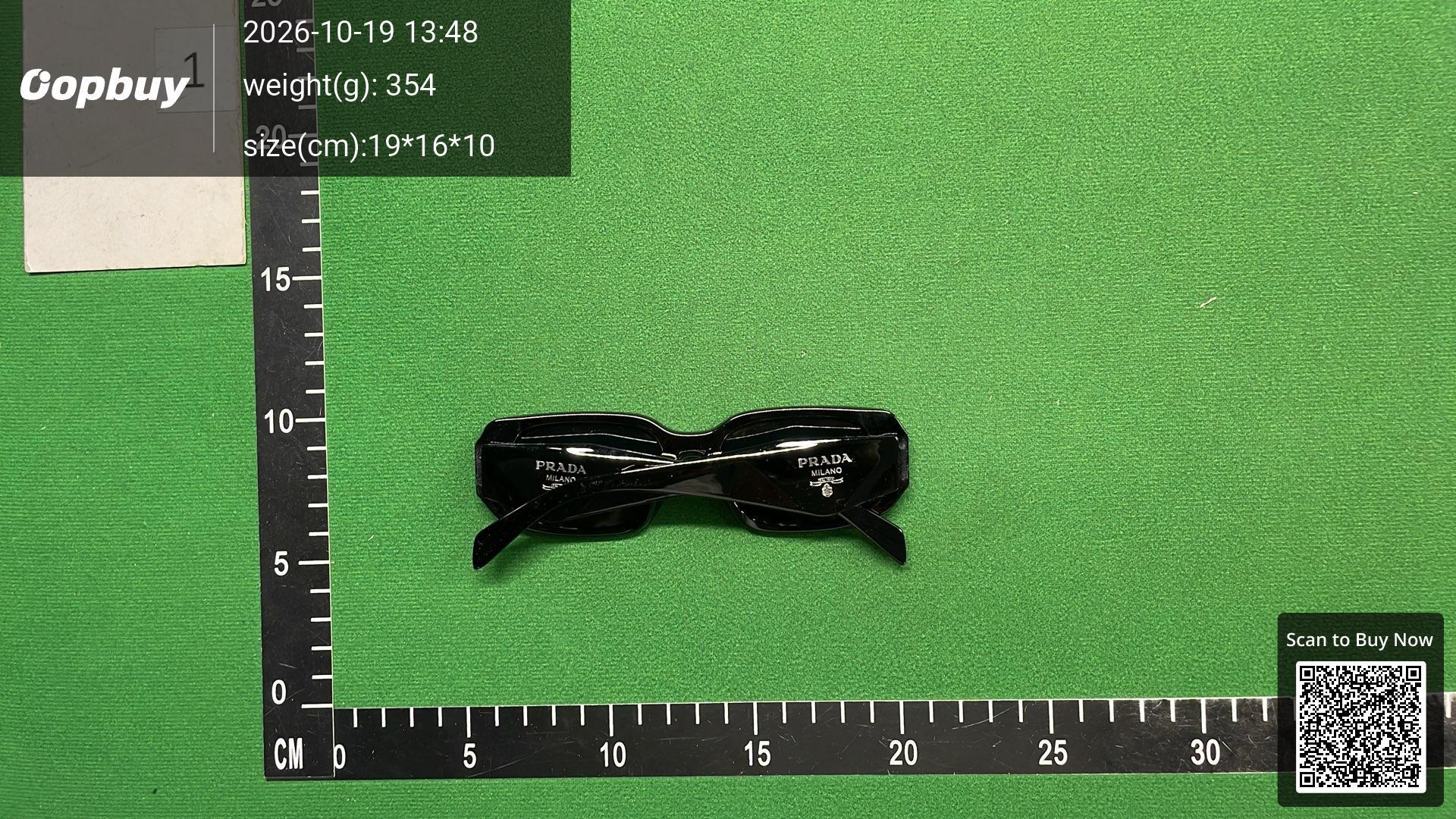 Foto QC 8 de Cartier C Décor Rectangle-Frame Metal Eyeglasses Silver Black Clear (CT0287O)