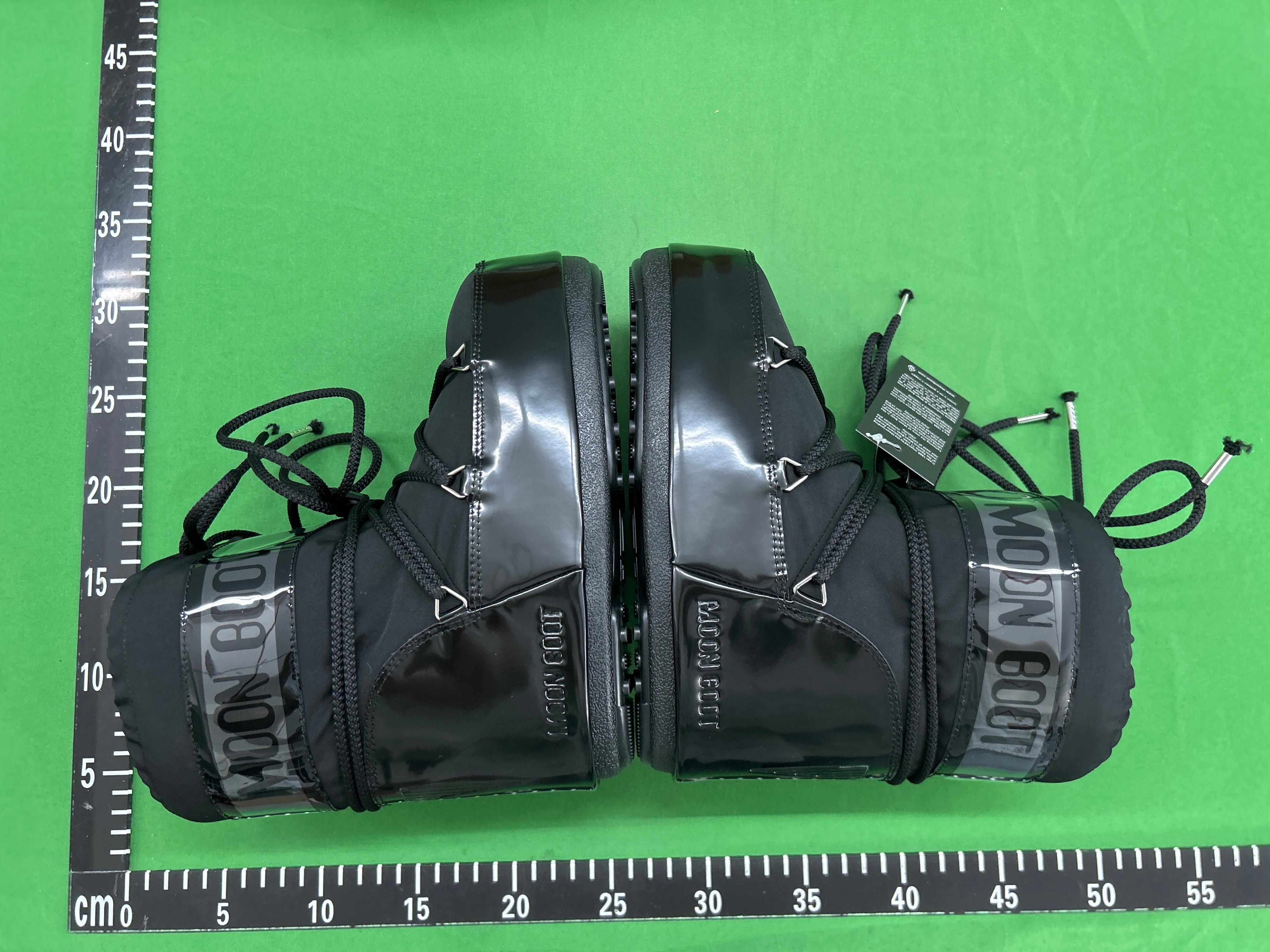 Foto QC 8 de Moon Boot Icon Faux Fur Snow Boots Black