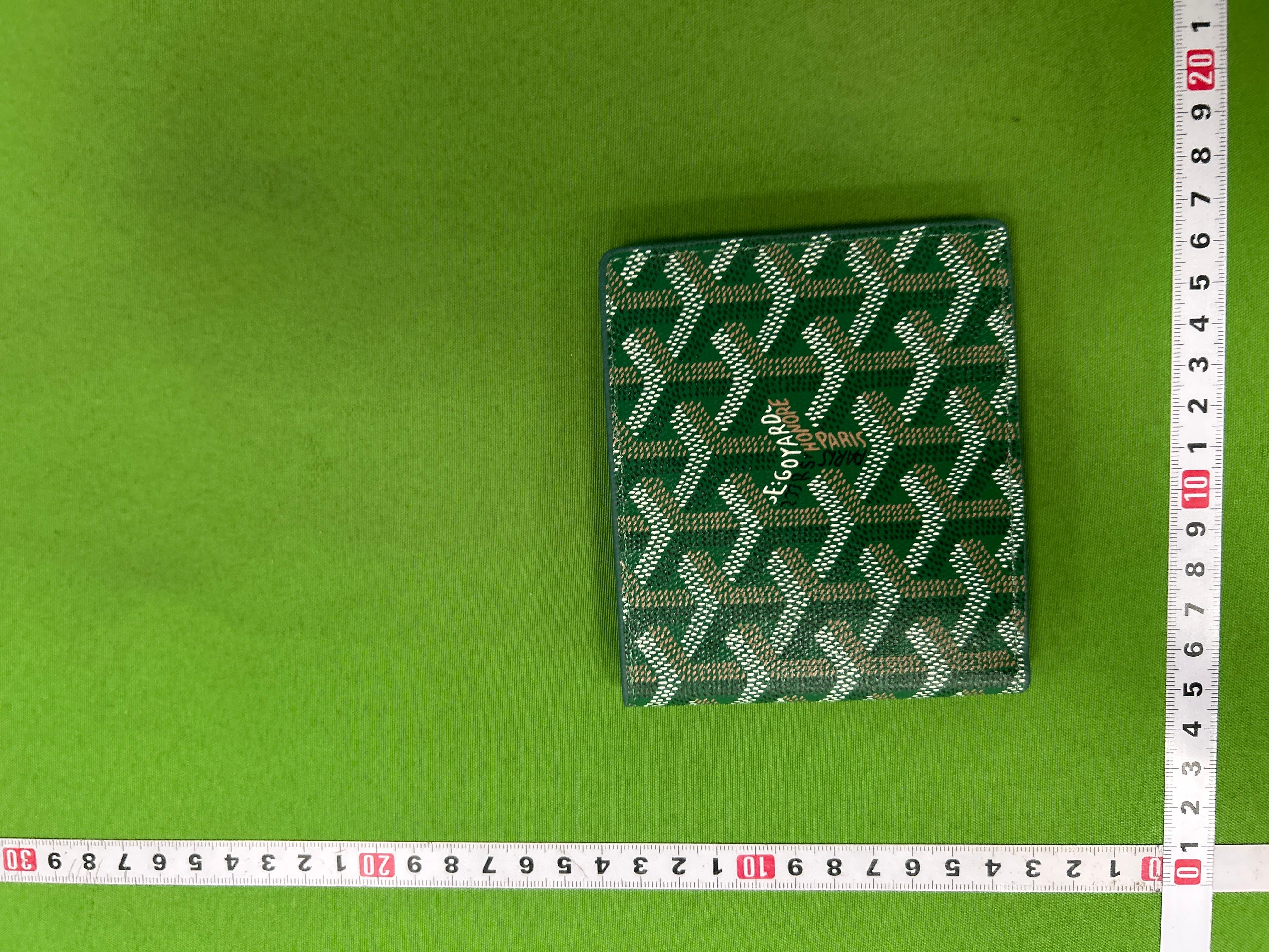 Foto QC 5 de Goyard Victoire Wallet Goyardine Green