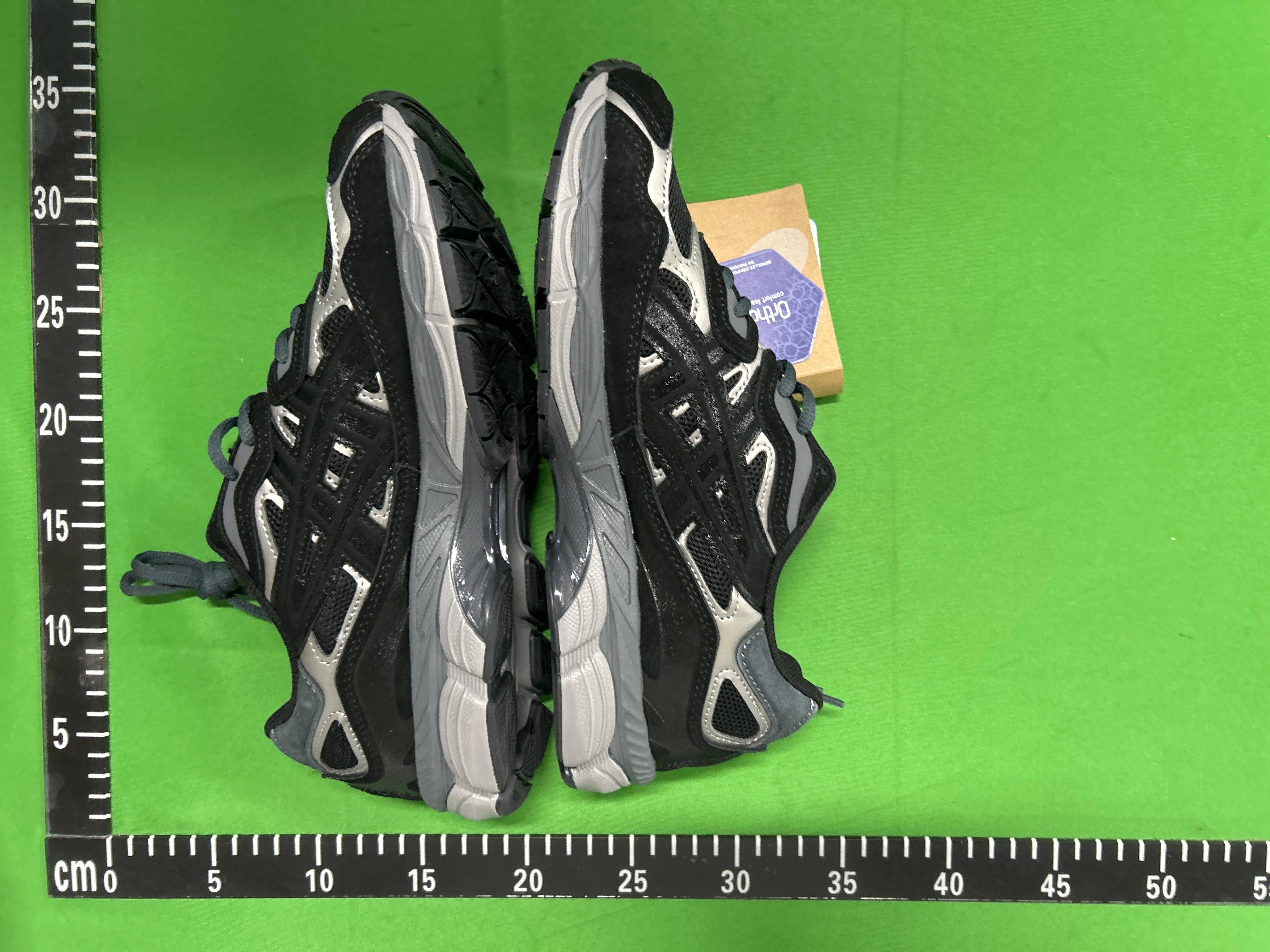 Foto QC 4 de ASICS GEL-NYC Cream Cloud Grey 1203A663-101