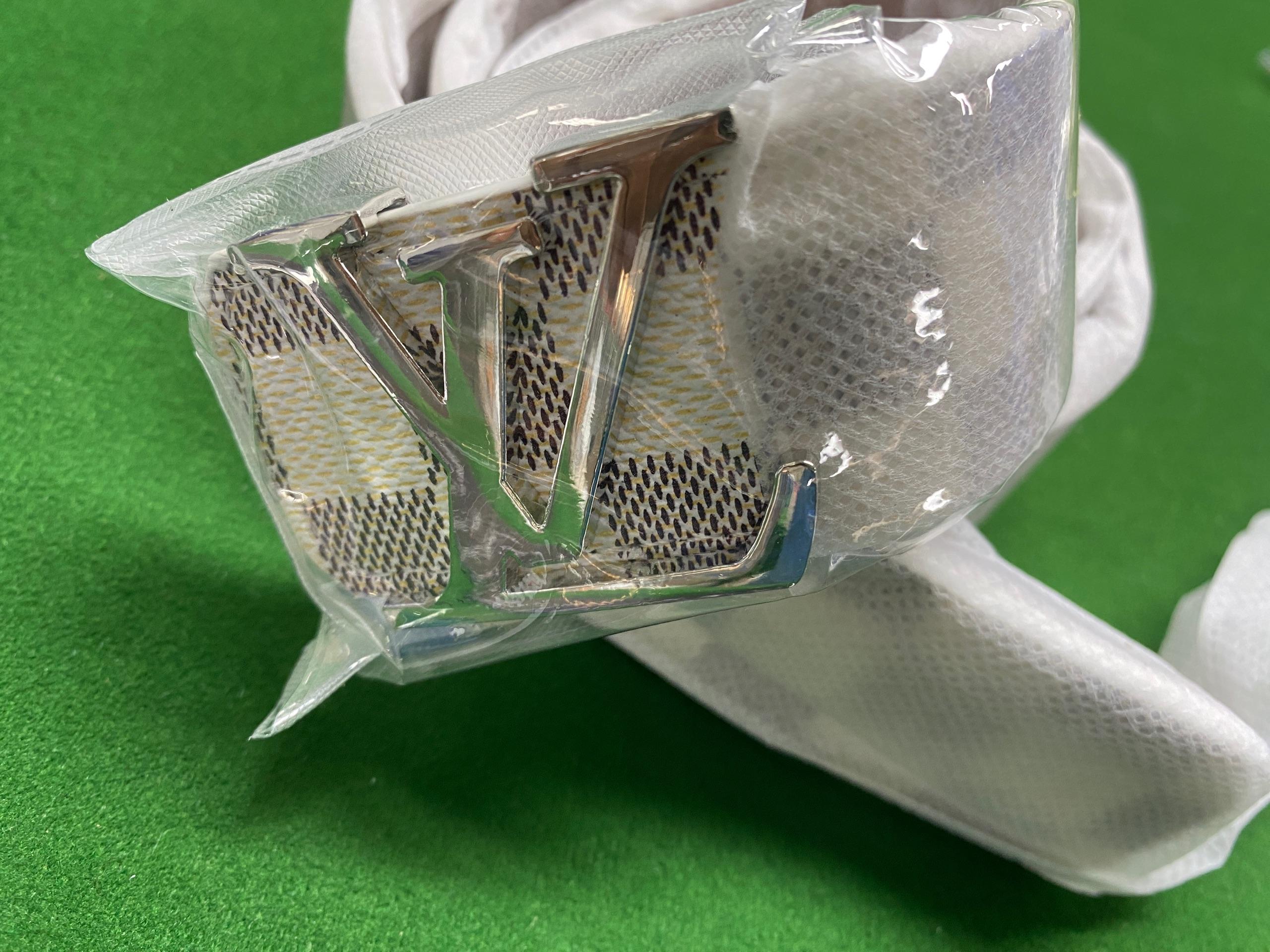 Foto QC 6 de Louis Vuitton LV Initiales Belt Damier Graphite