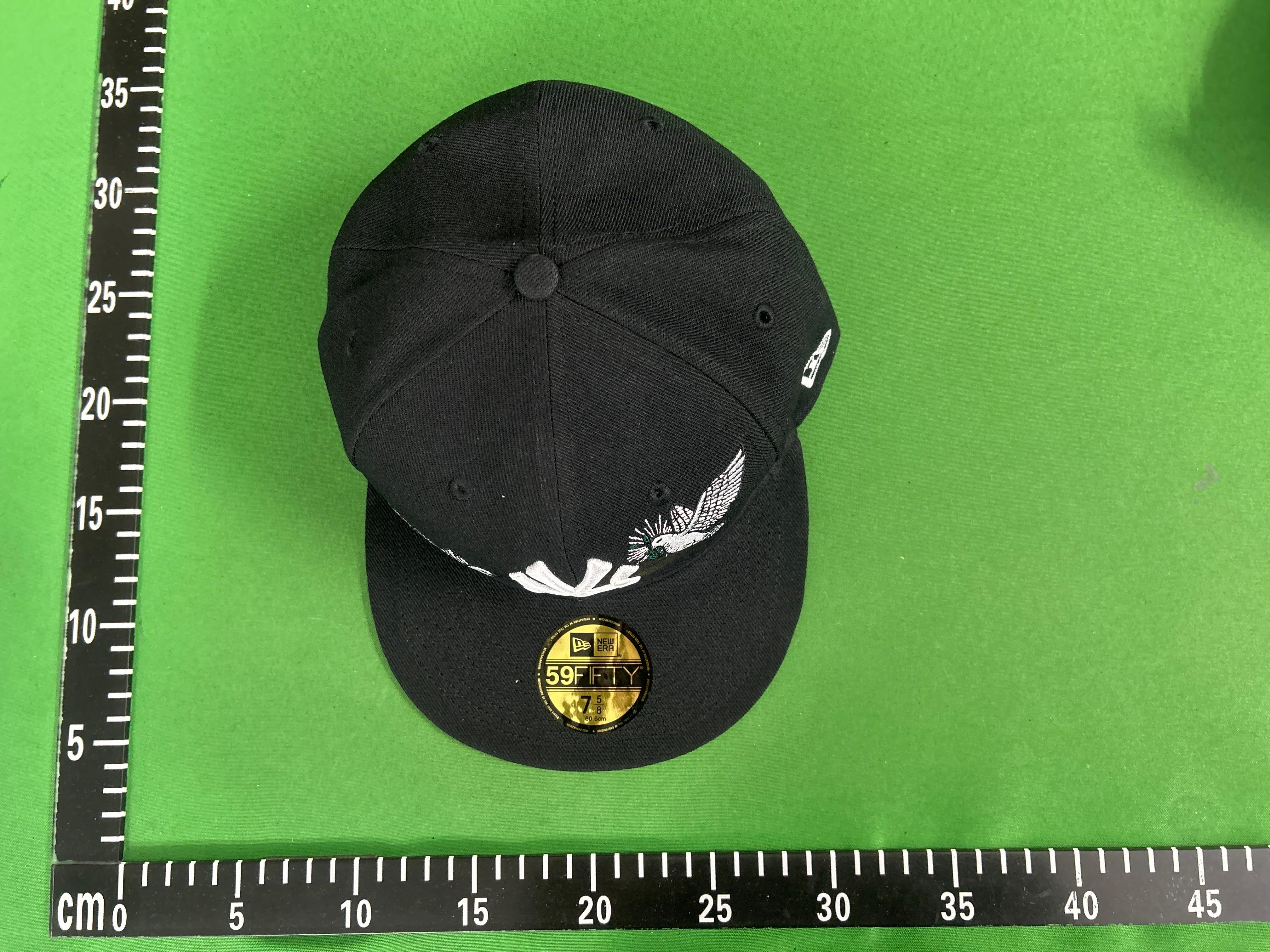 Foto QC 1 de Supreme New York Yankees New Era Multi Logo Cap Black