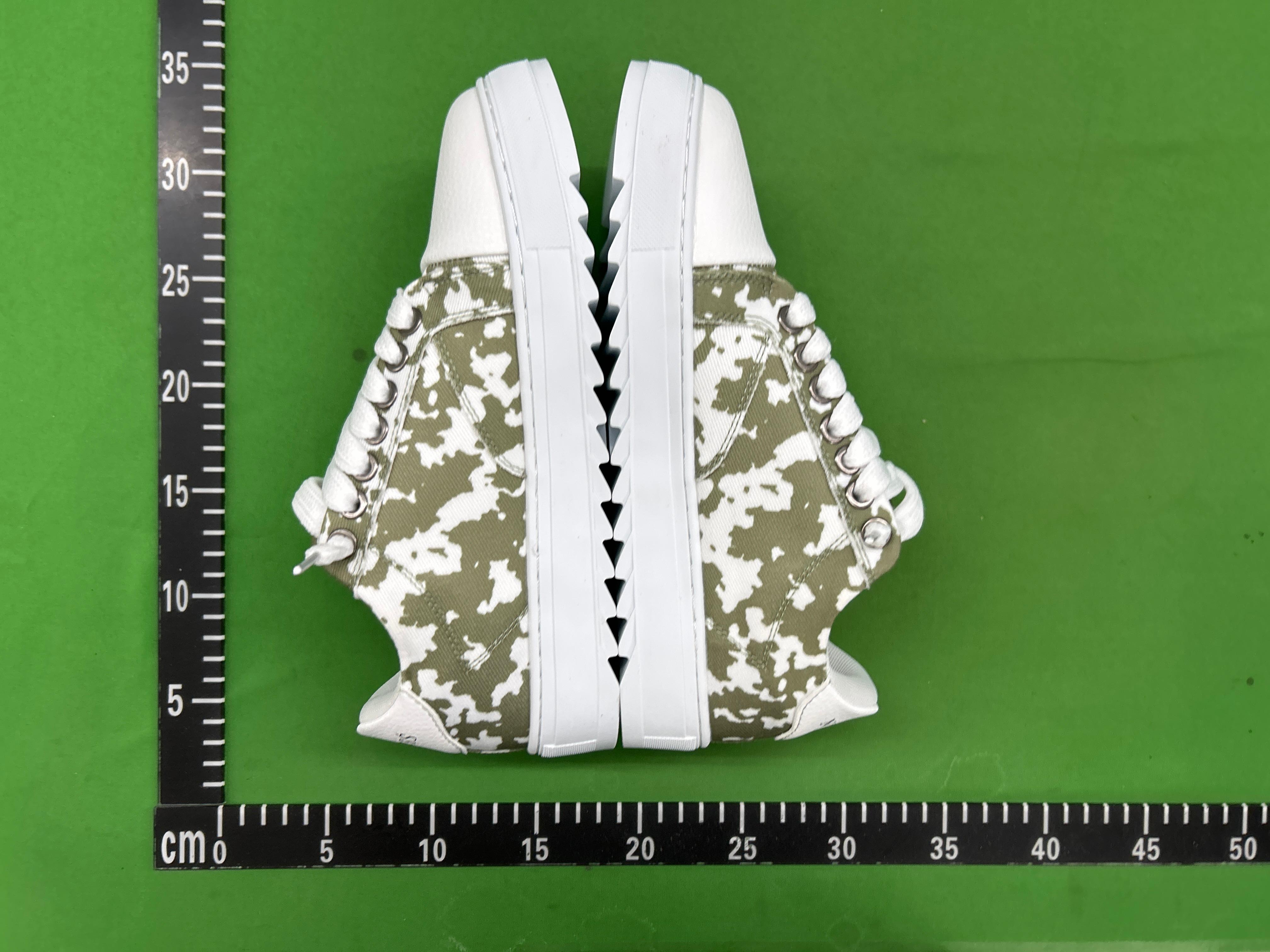 Foto QC 6 de Maison Margiela Replica Low Distressed Denim Chunky Laces