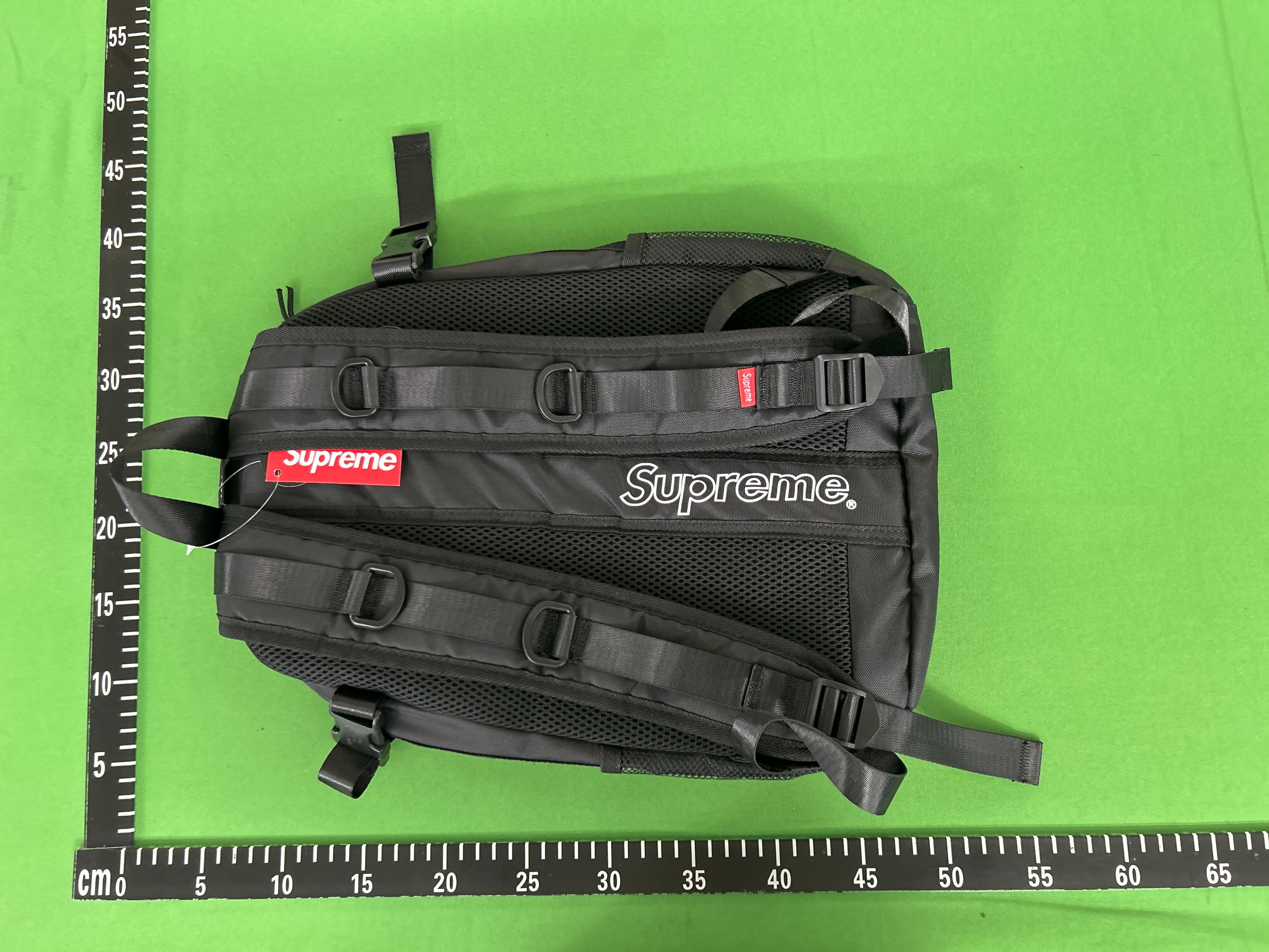 Foto QC 2 de Supreme Backpack (SS20) 25L Black