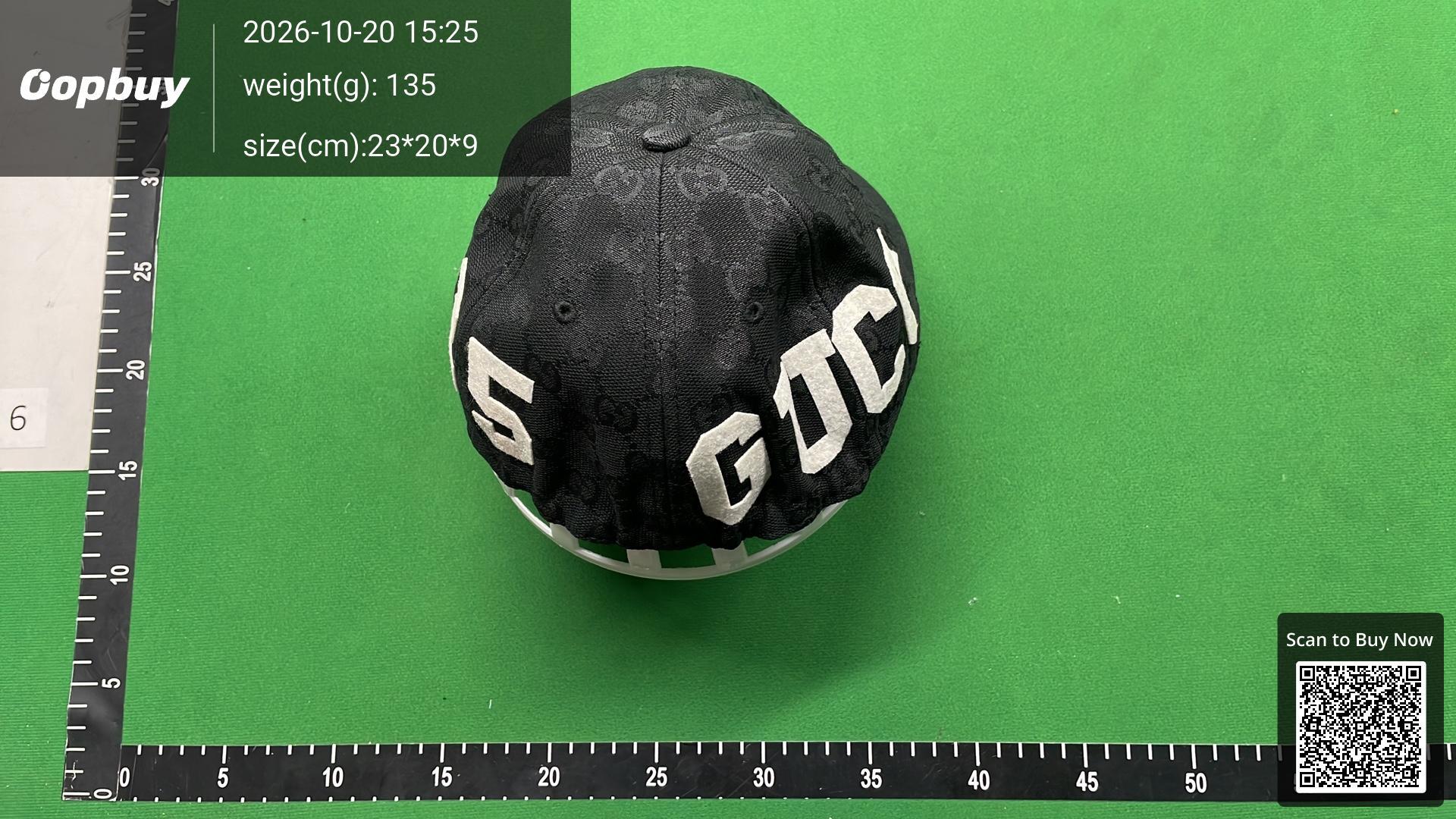 Foto QC 2 de Gucci GG Supreme 25 Baseball Cap Beige