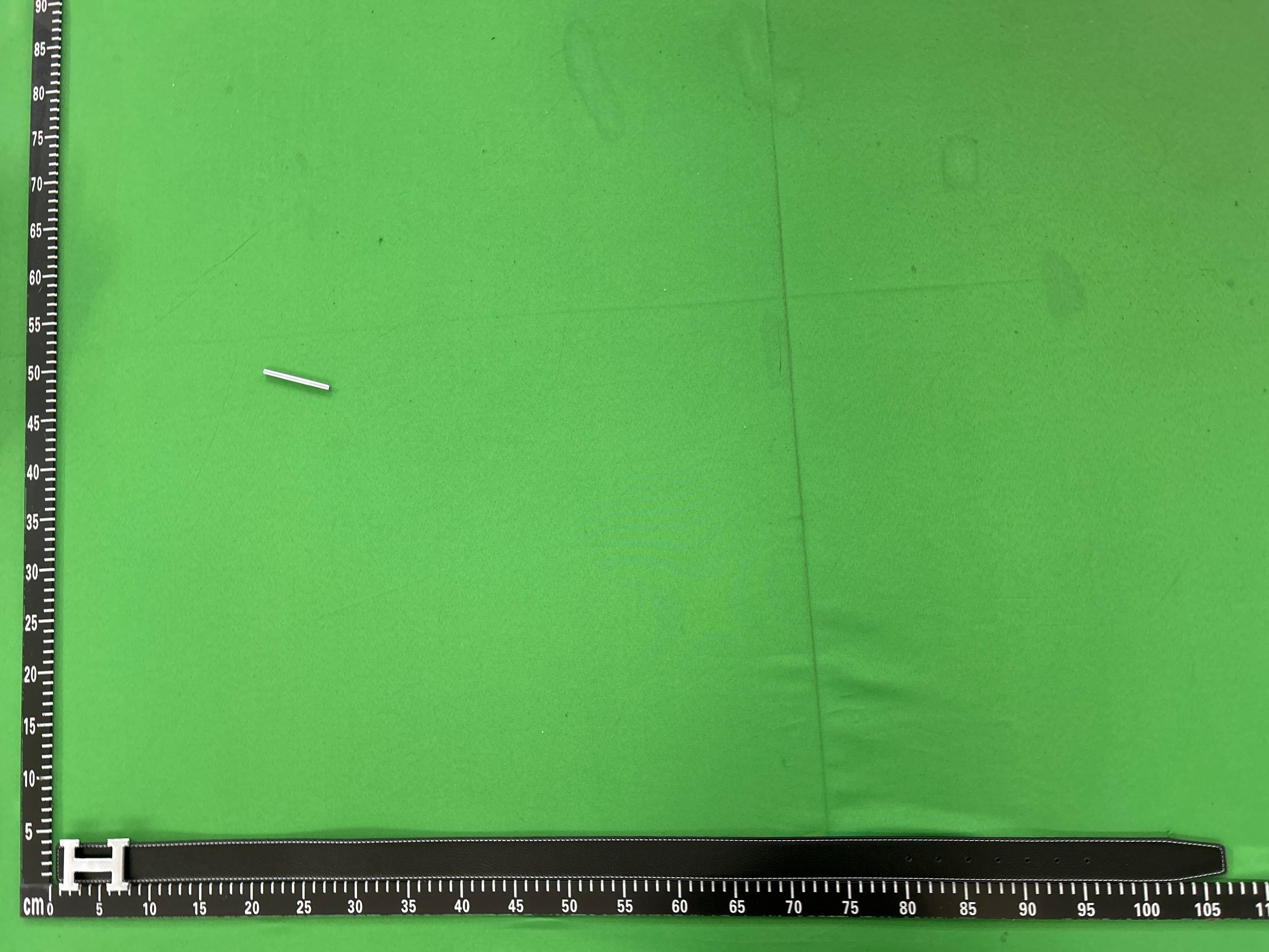Foto QC 2 de Hermes H Reversible Belt White Black