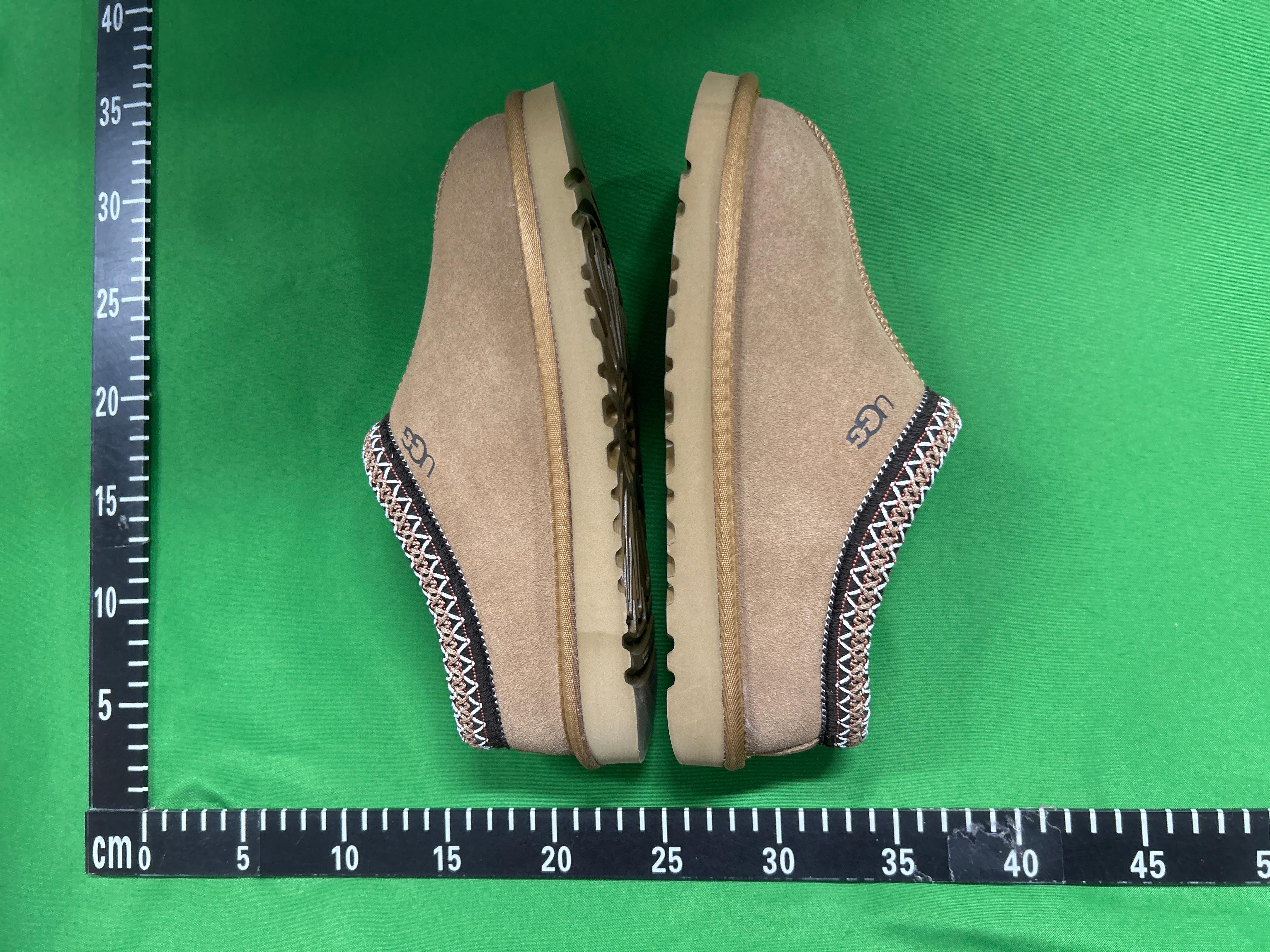 Foto QC 5 de UGG Tasman Suede Black 5955
