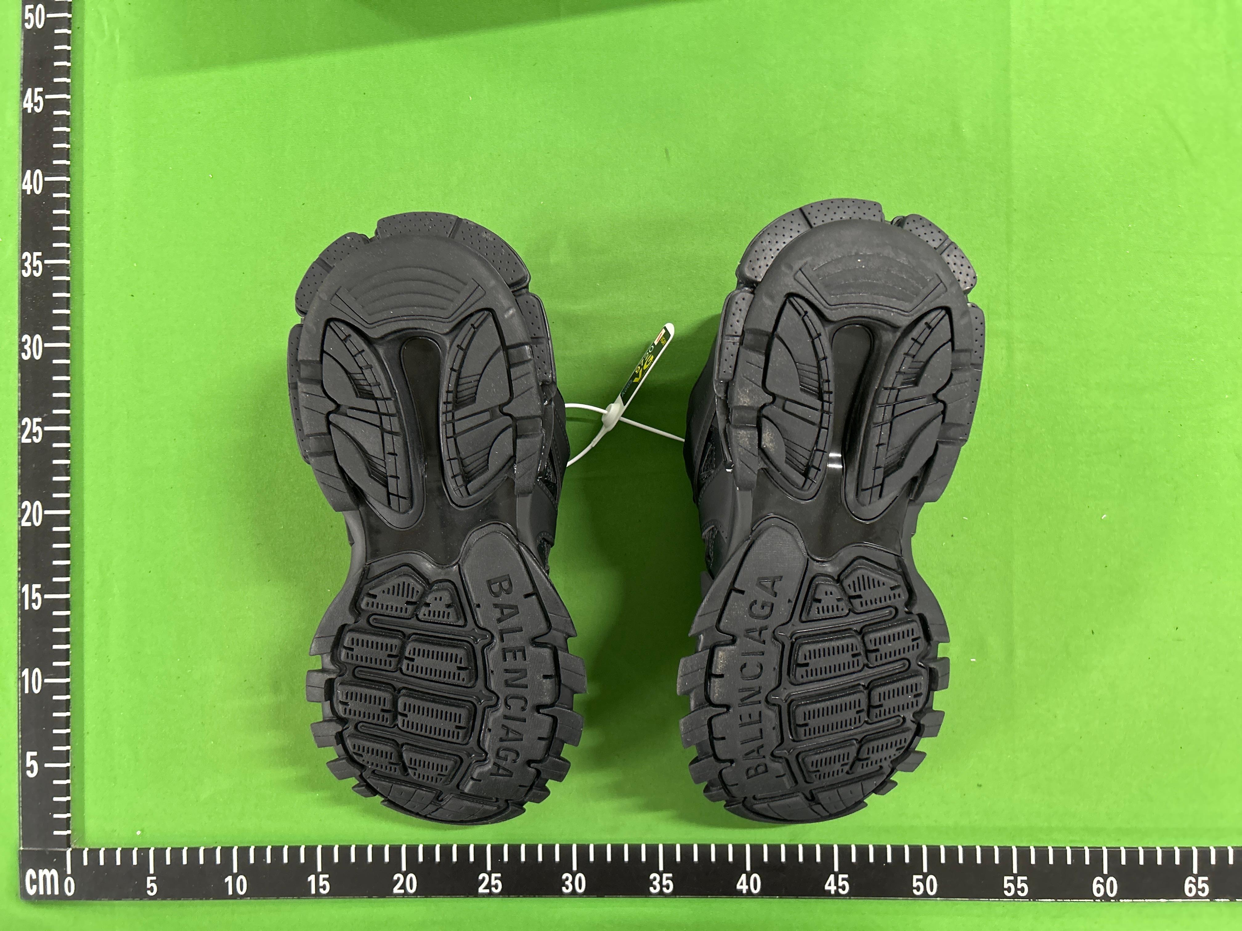 Foto QC 7 de Balenciaga Track Sneaker Black Orange Trail Laces 800592 WTRHK 1000