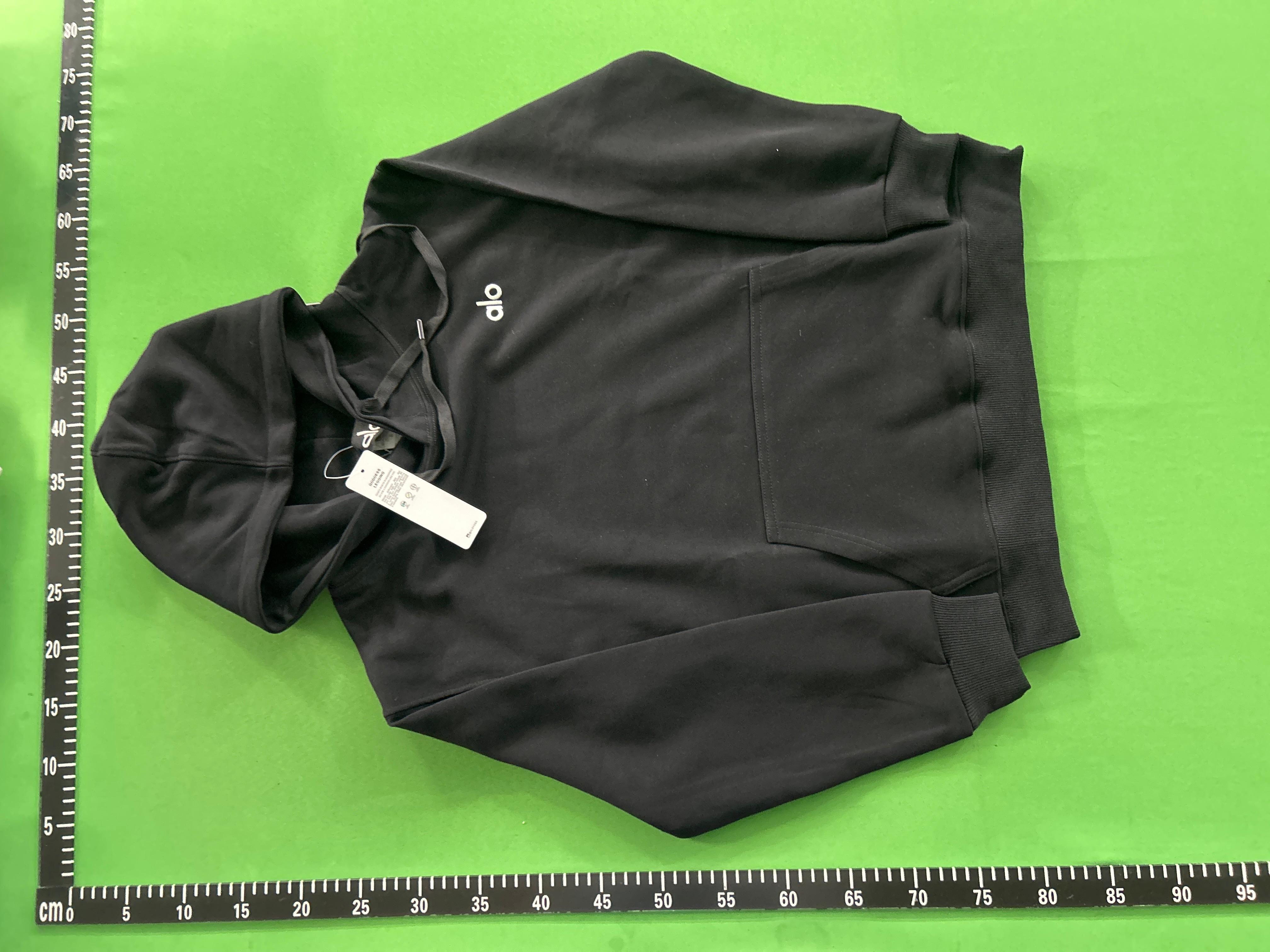 Foto QC 3 de Alo Yoga Tracksuit Set 2-Piece Black