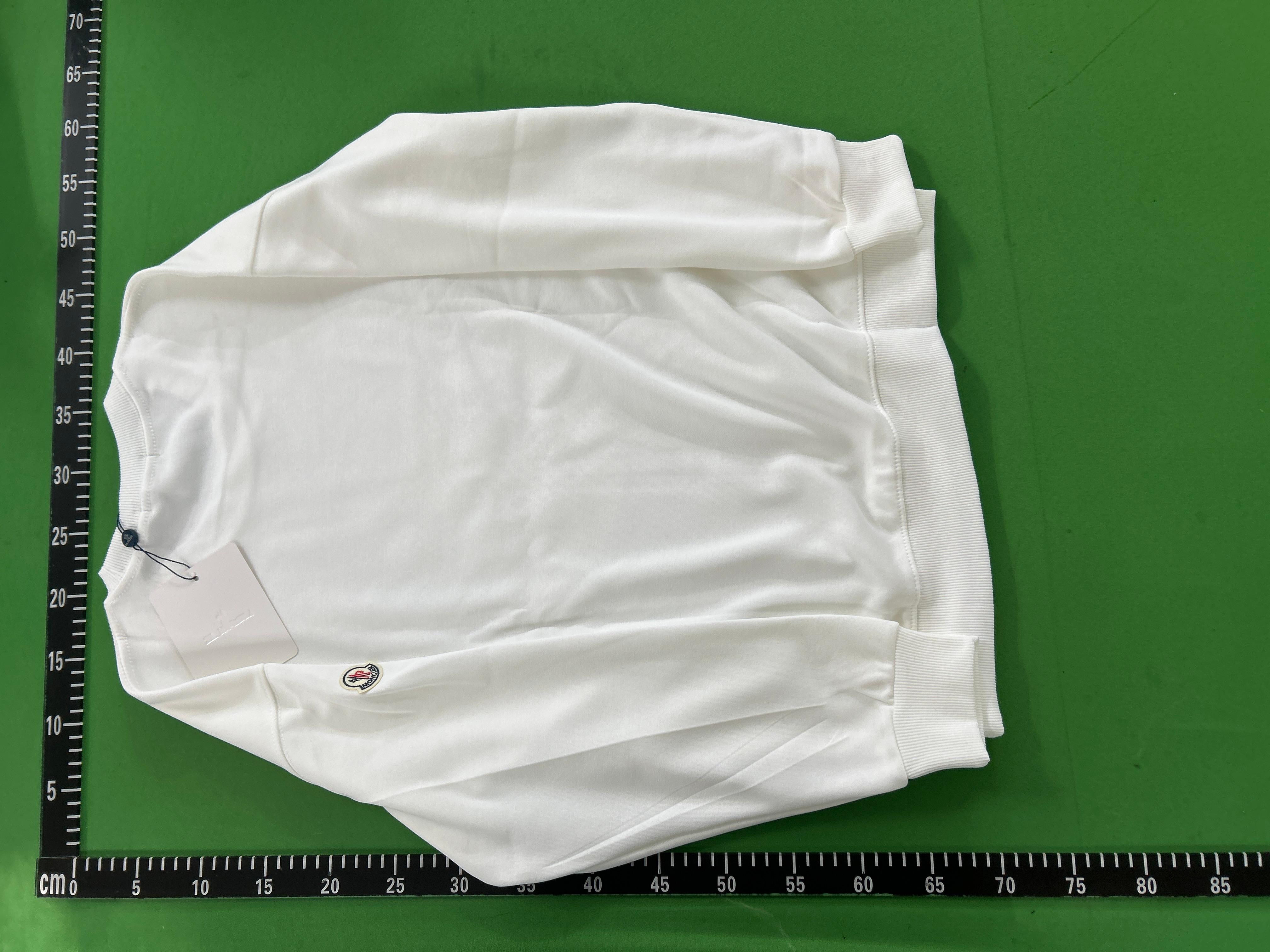 Foto QC 4 de Moncler Crewneck Sweater Black