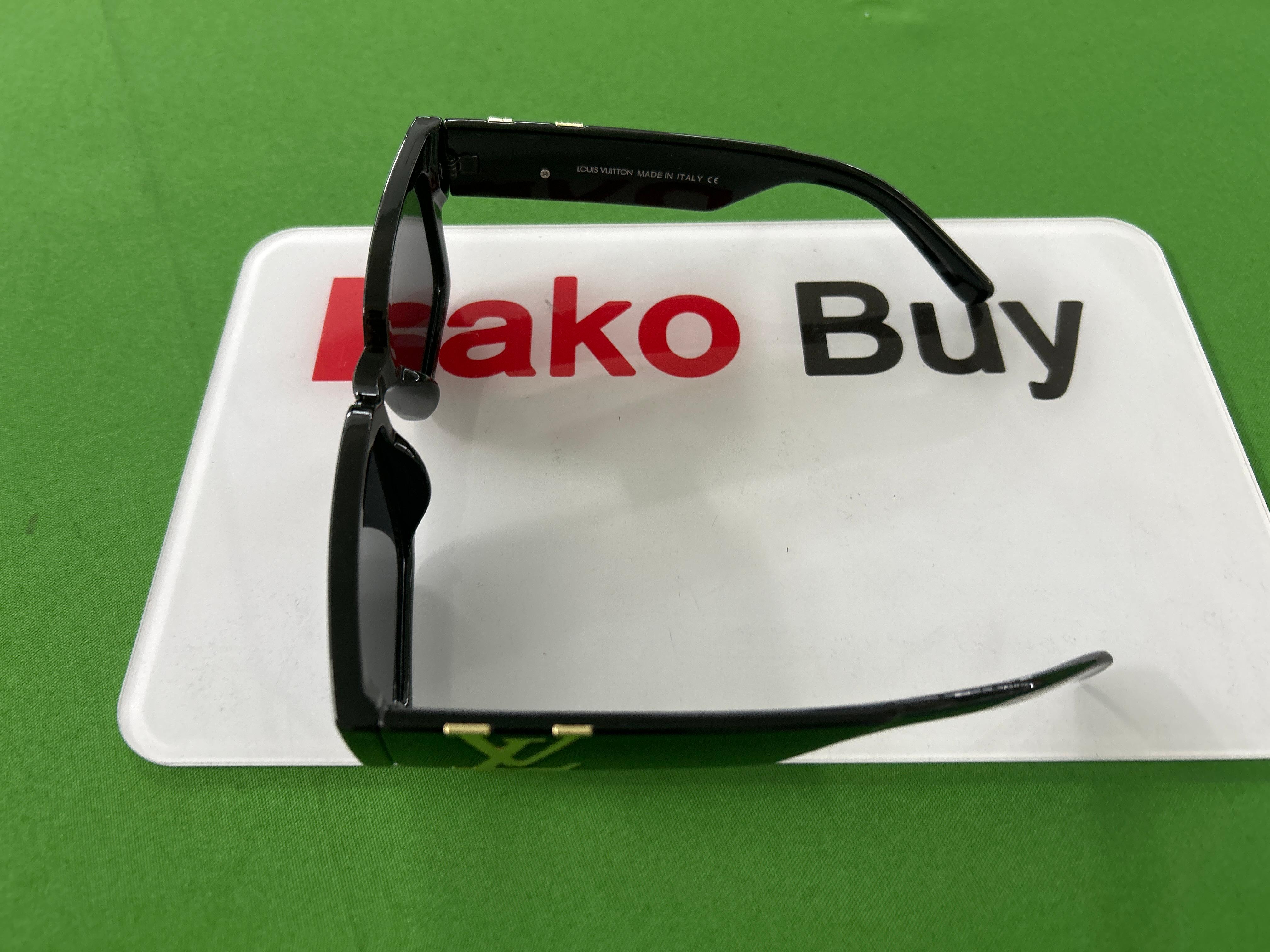 Foto QC 5 de Louis Vuitton LV Link Square-Frame Acetate Sunglasses Black Grey (Z1478E)