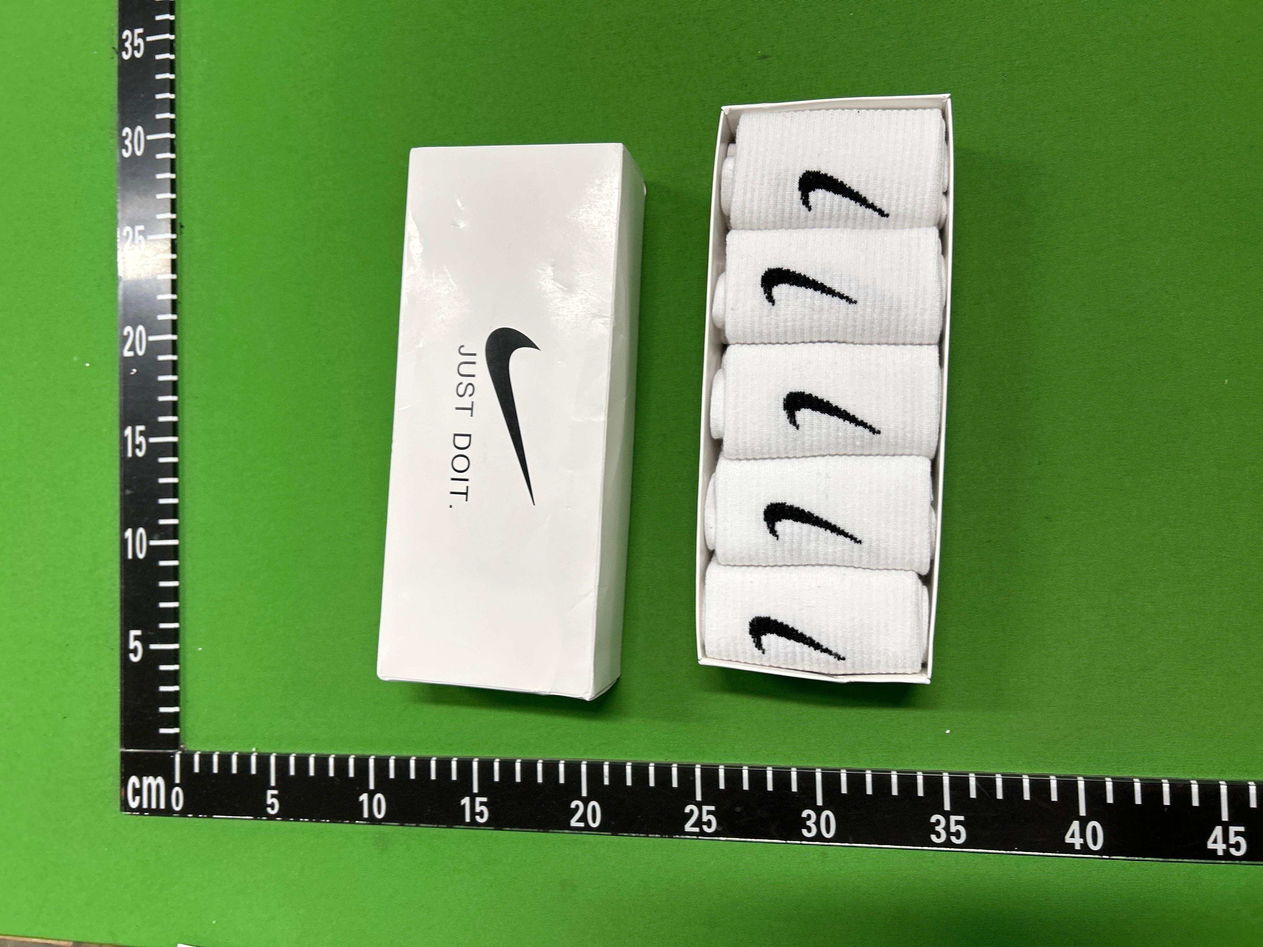 Foto QC 4 de Polo Ralph Lauren Crew Socks Embroidered Pony Cotton Athletic Black White Grey
