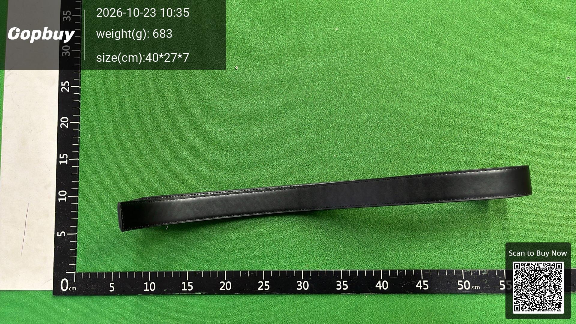 Foto QC 2 de Ferragamo Gancini Reversible Belt Red White Gancini Embossed