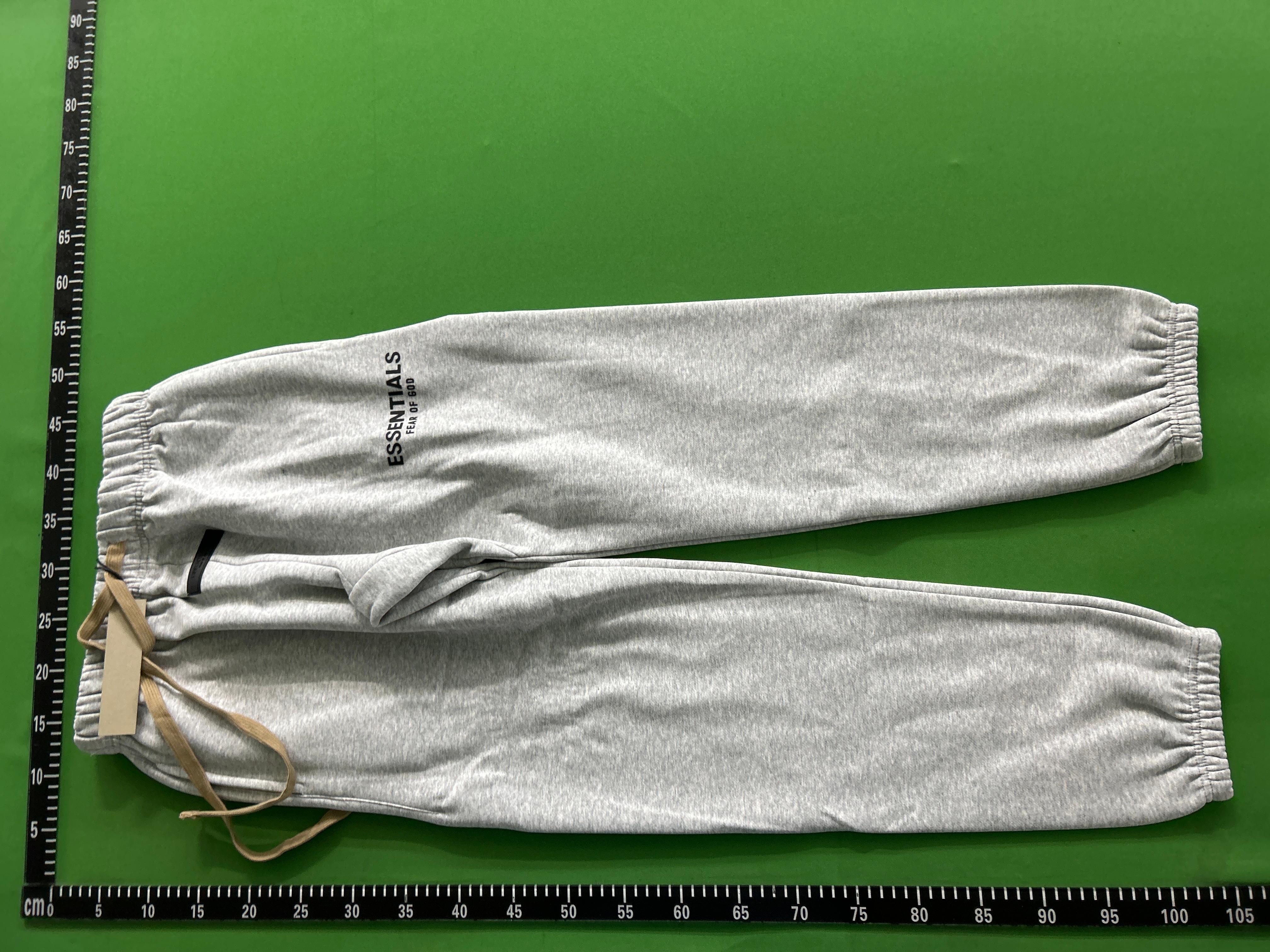 Foto QC 4 de Fear of God Essentials Set 2-Piece Grey