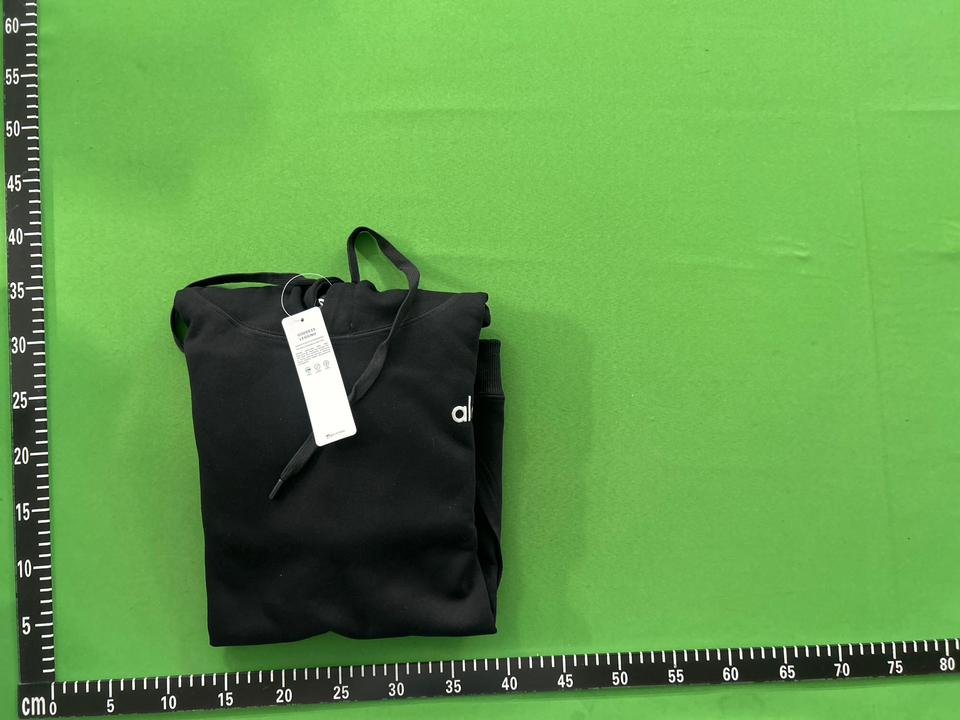 Foto QC 1 de Alo Yoga Tracksuit Set 2-Piece Black