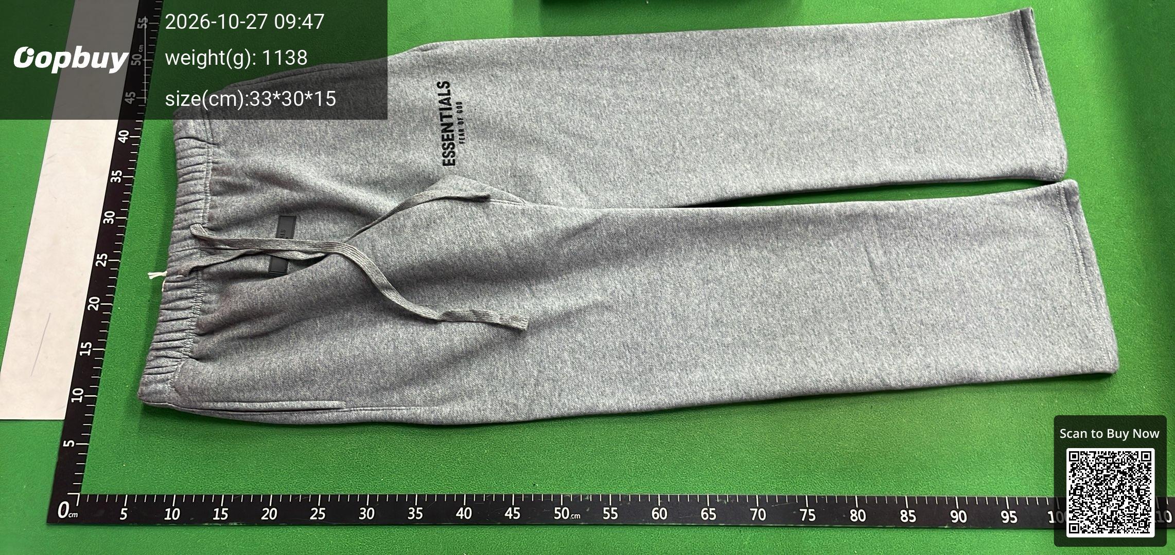 Foto QC 4 de Fear of God Essentials Hoodie Flocked Logo Black