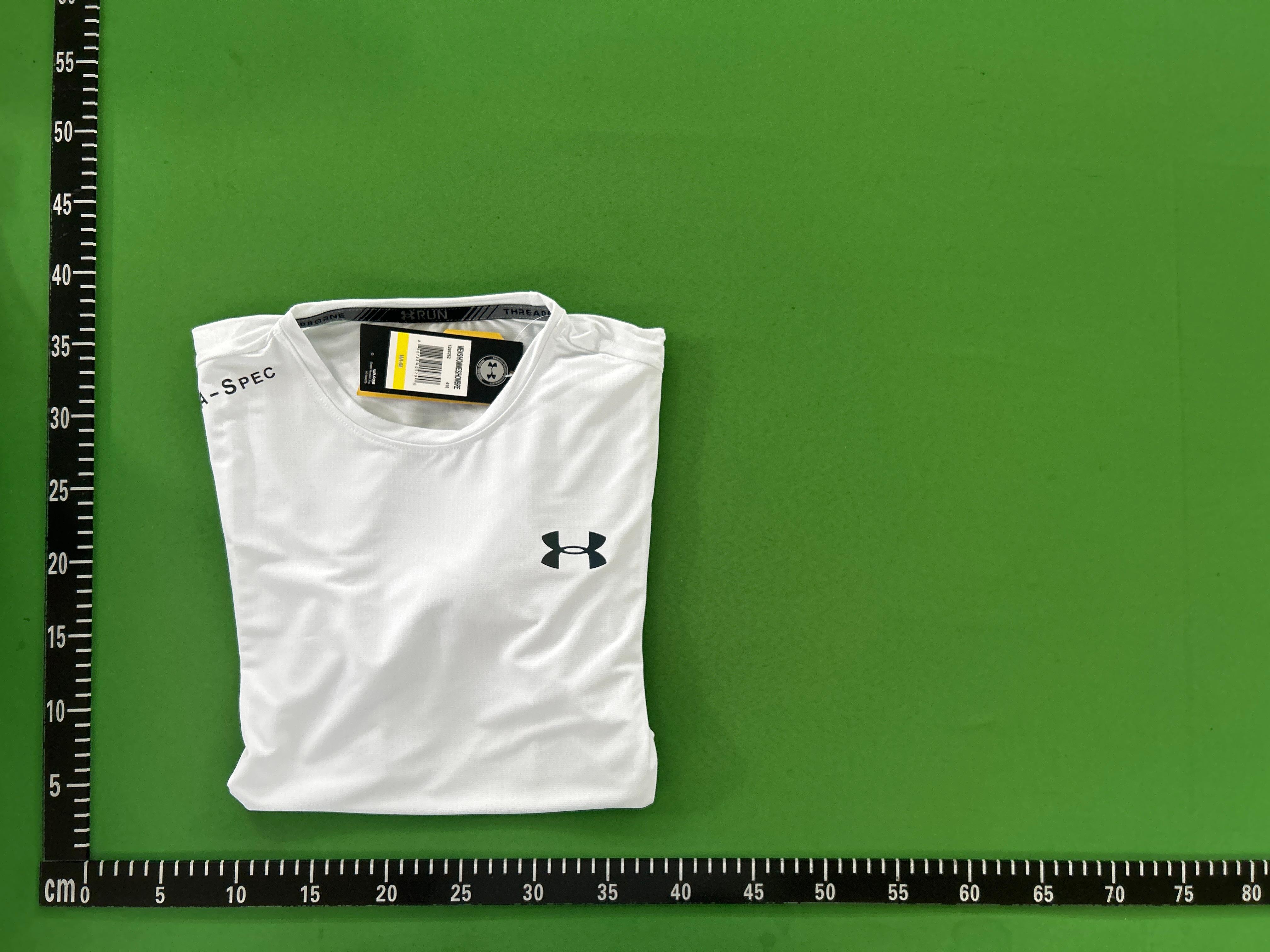 Foto QC 5 de Under Armour T-shirt Chest Logo Grey