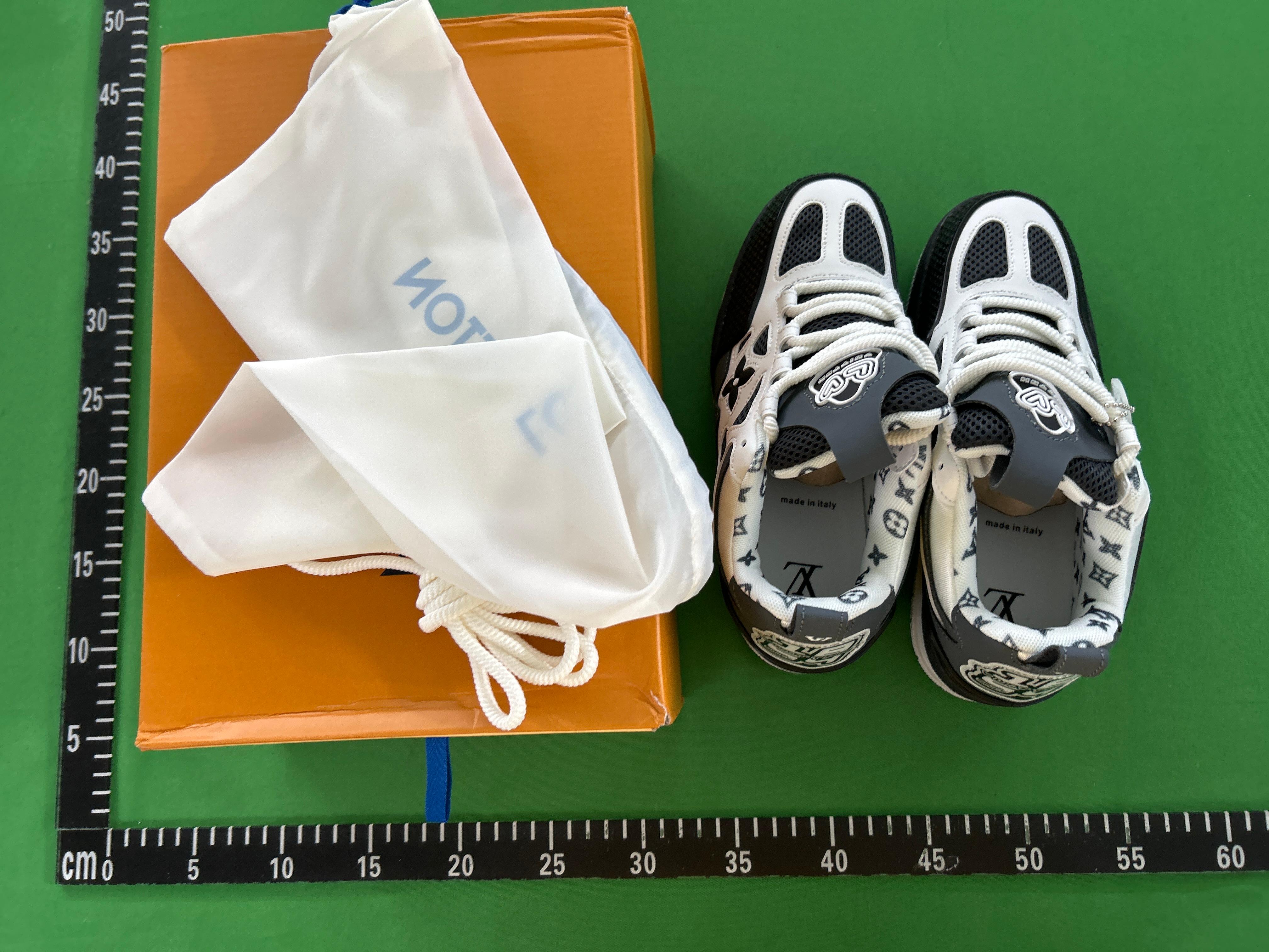 Foto QC 2 de Louis Vuitton Skate Mesh Platform Low Black Crystals