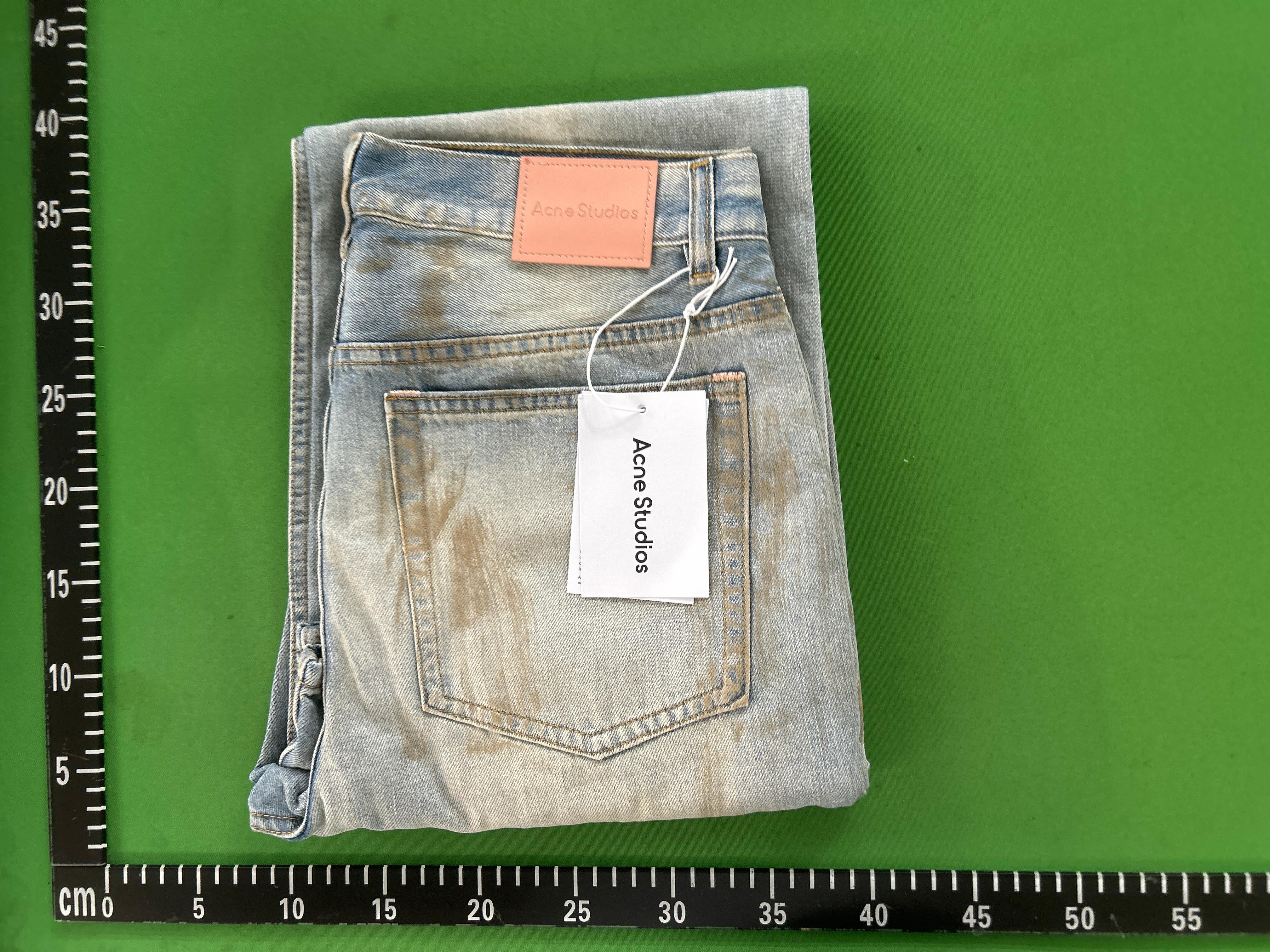 Foto QC 5 de Acne Studios Loose Low-Rise Wide-Leg Distressed Jeans
