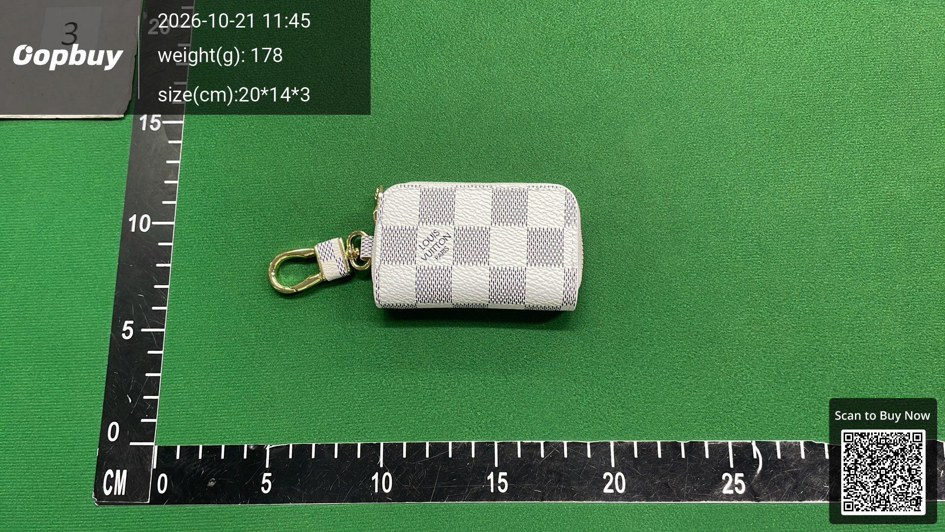 Foto QC 7 de Louis Vuitton Car Key Pouch Damier Azur