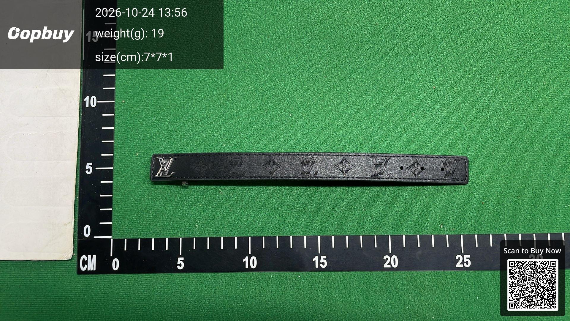 Foto QC 4 de Louis Vuitton Leather Bracelet Black