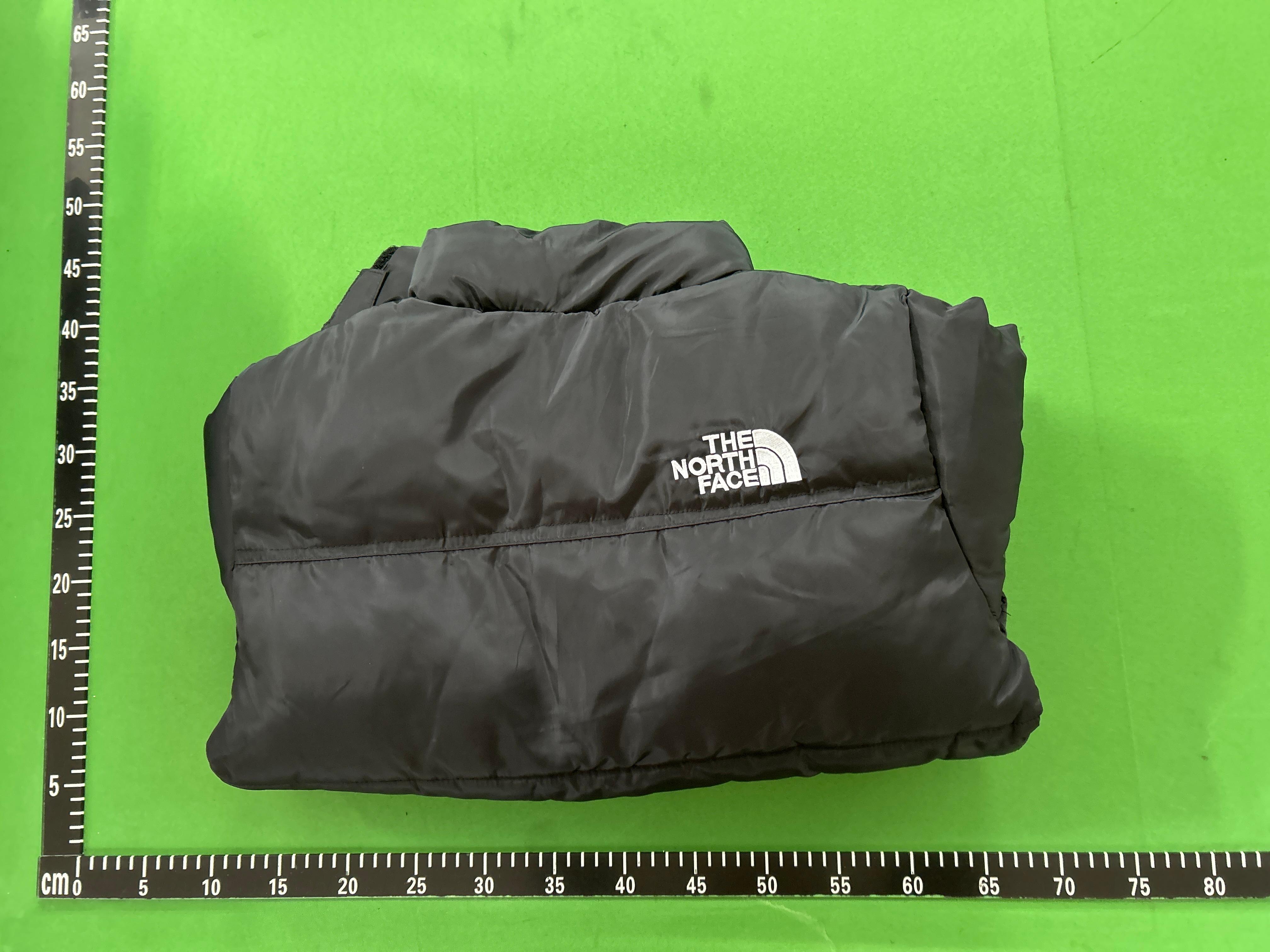 Foto QC 1 de The North Face 1996 Nuptse Puffer Jacket Purple