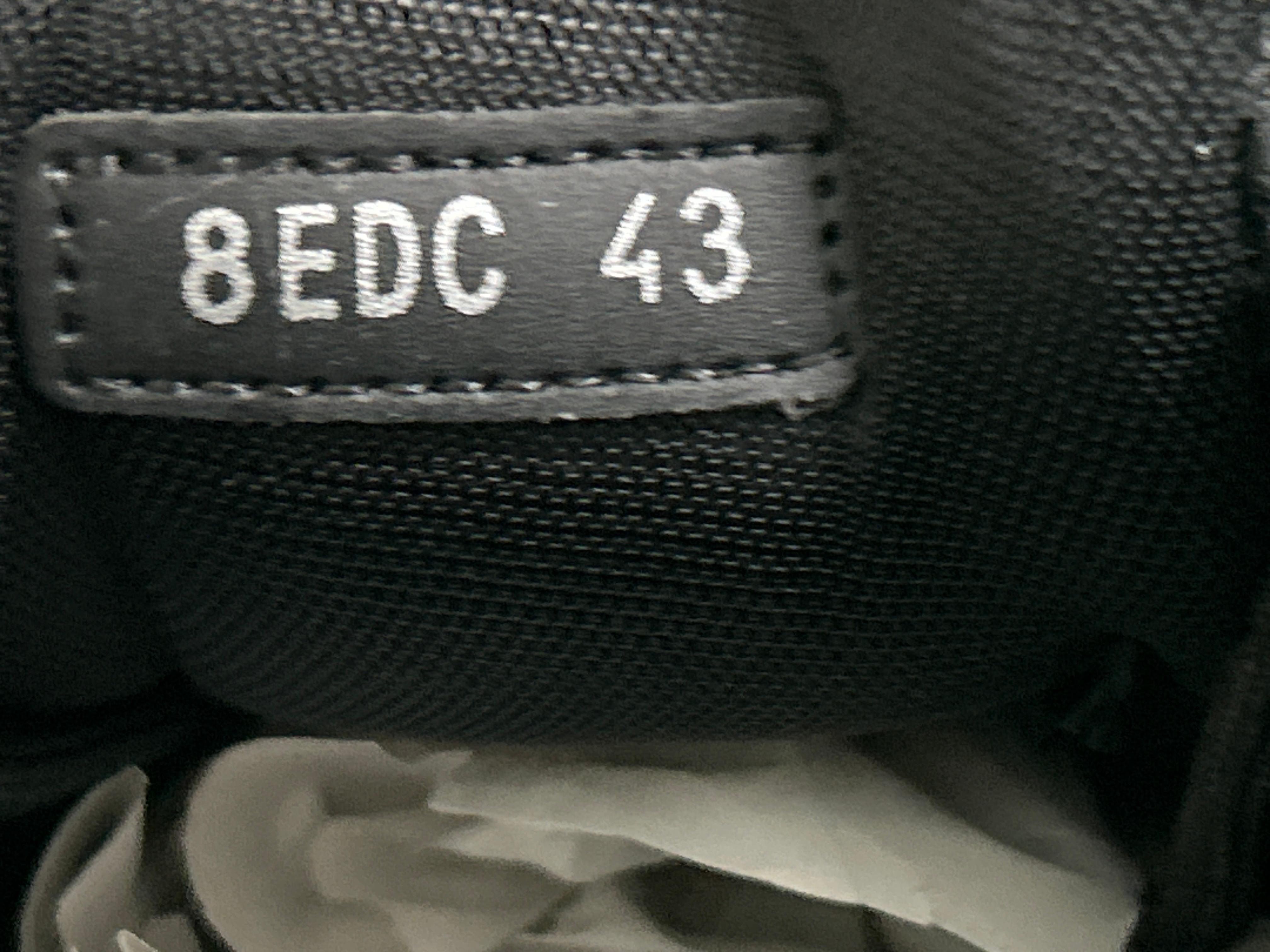 Foto QC 8 de Dior B22 Low Black 3SN231YIX-H963
