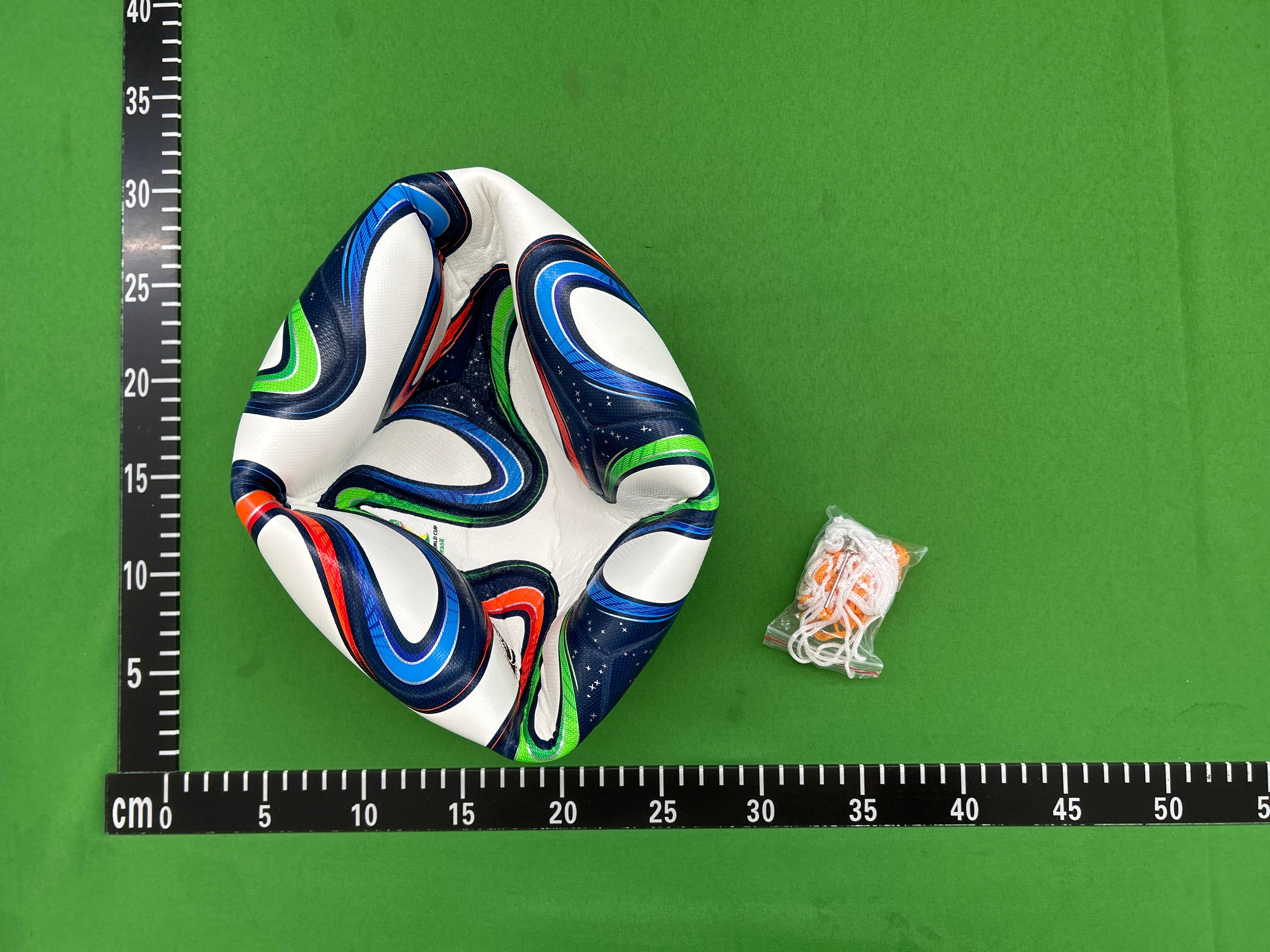 Foto QC 2 de Unbranded 2026 World Cup Style Soccer Ball (Size 5) White/Multicolor
