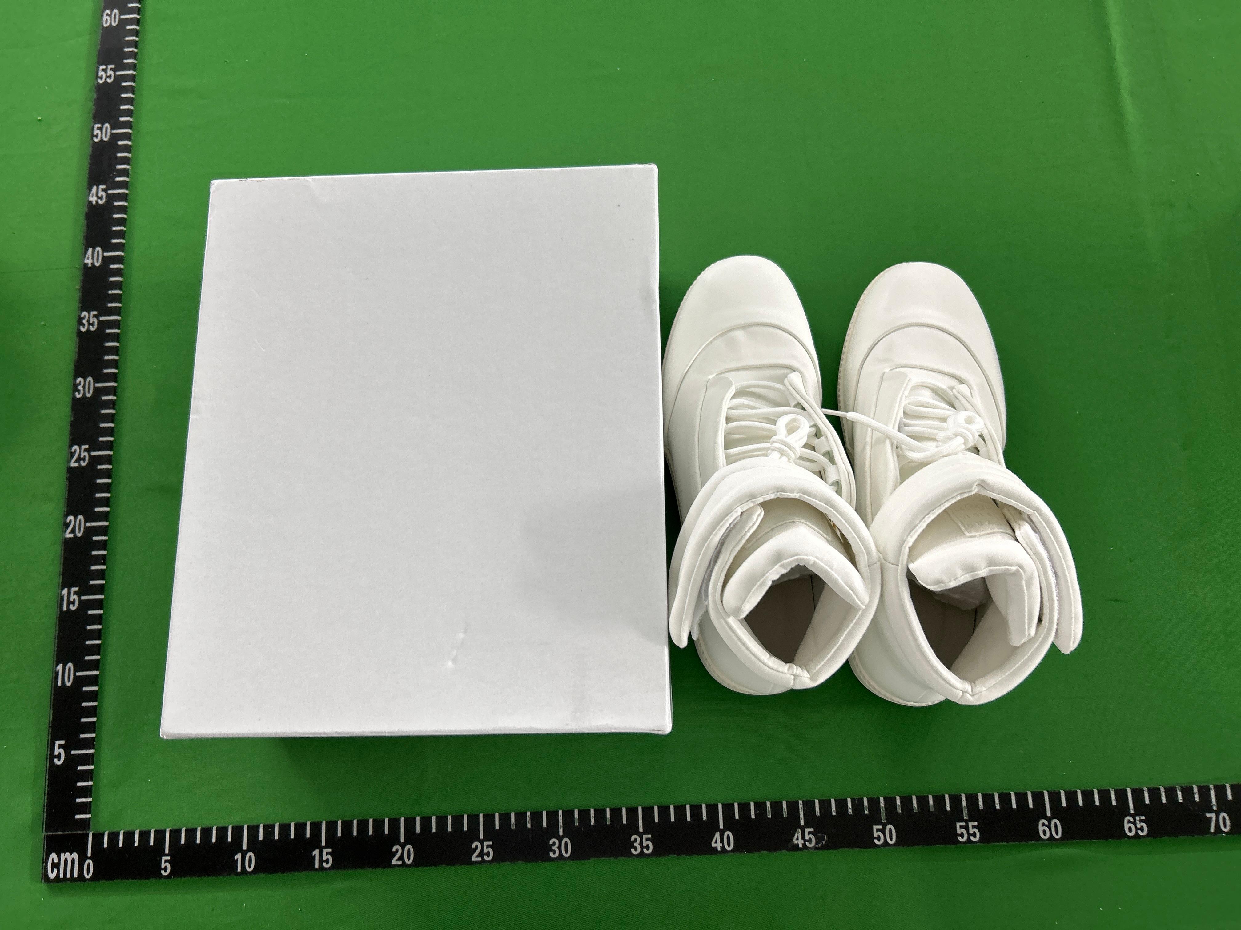 Foto QC 2 de Maison Margiela Future Leather High Top Black