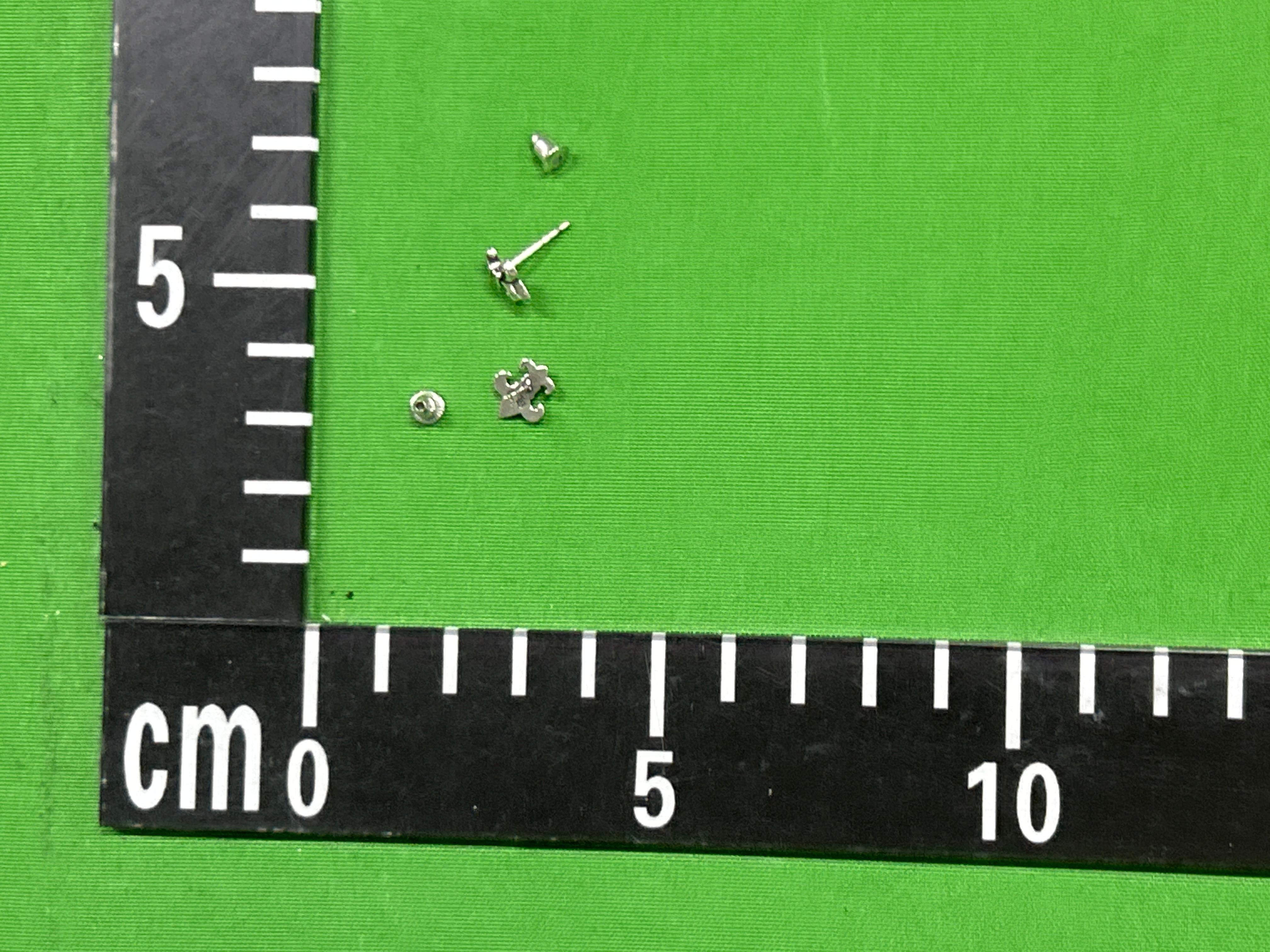 Foto QC 1 de Chrome Hearts CH Cross Earrings Silver Diamond Silver