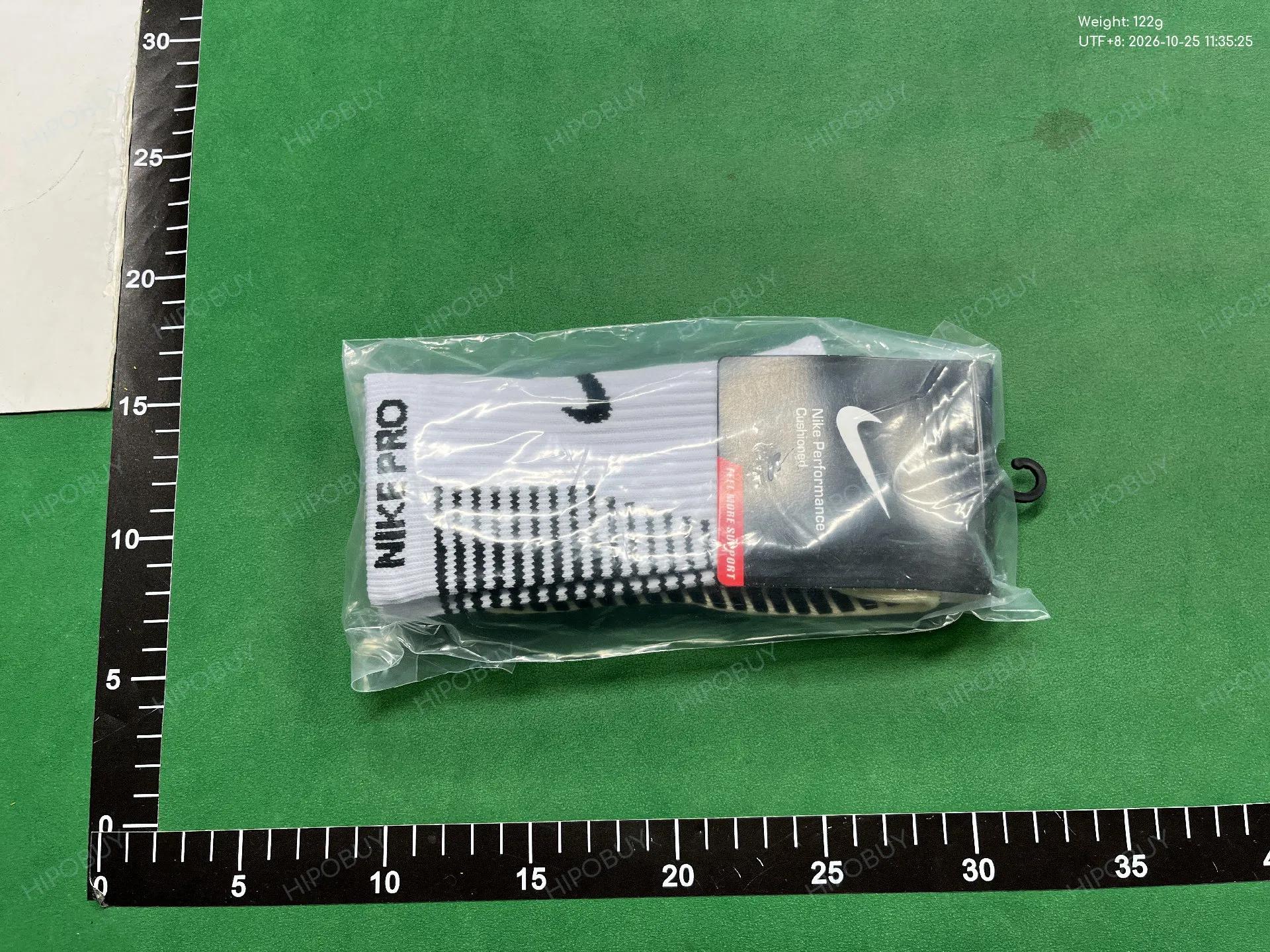 Foto QC 8 de Nike Pro Crew Socks Anti-Slip Cushioned White Black