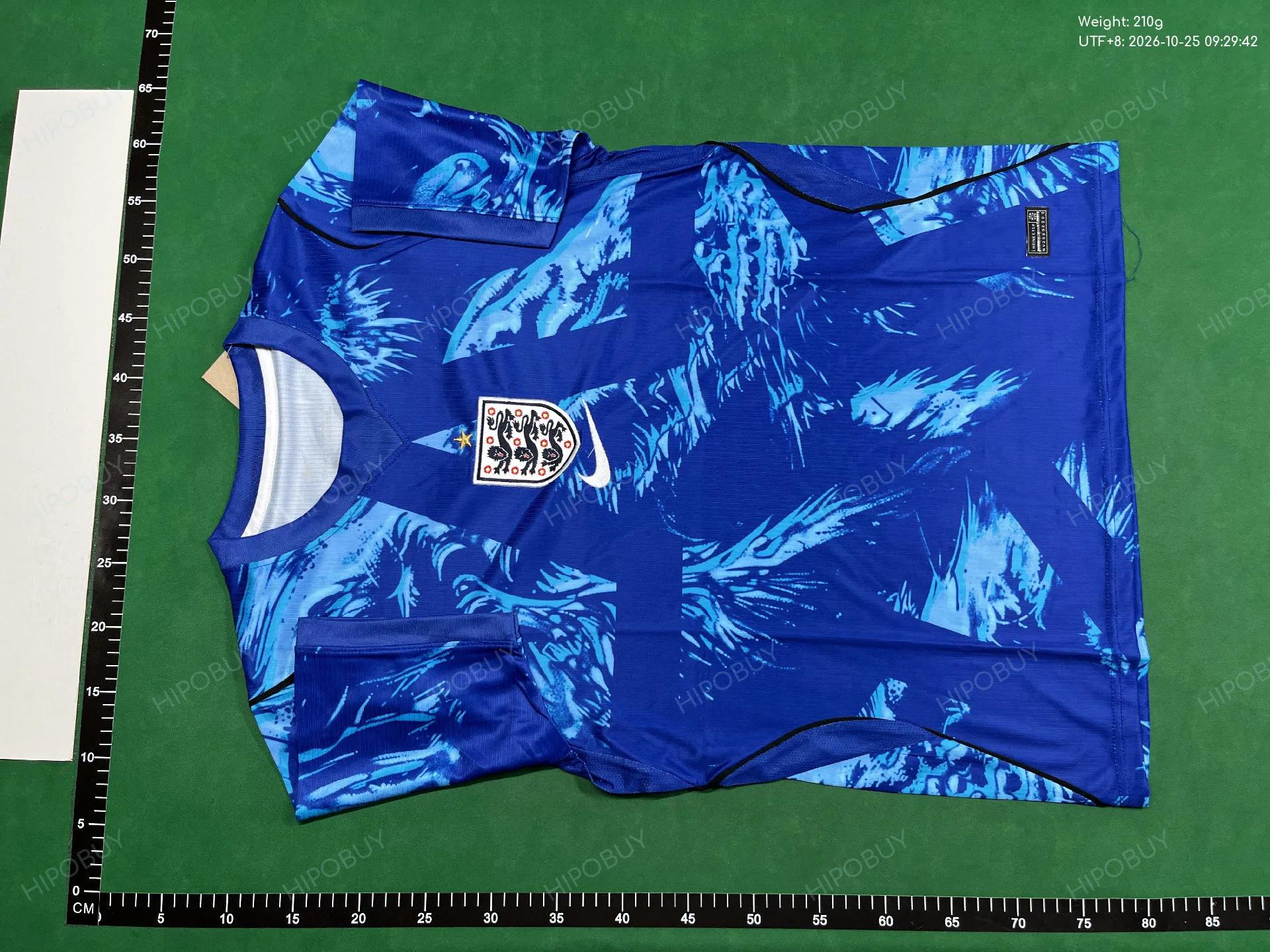 Foto QC 6 de Portugal 2024 Pre-Match Graphic Jersey Green White