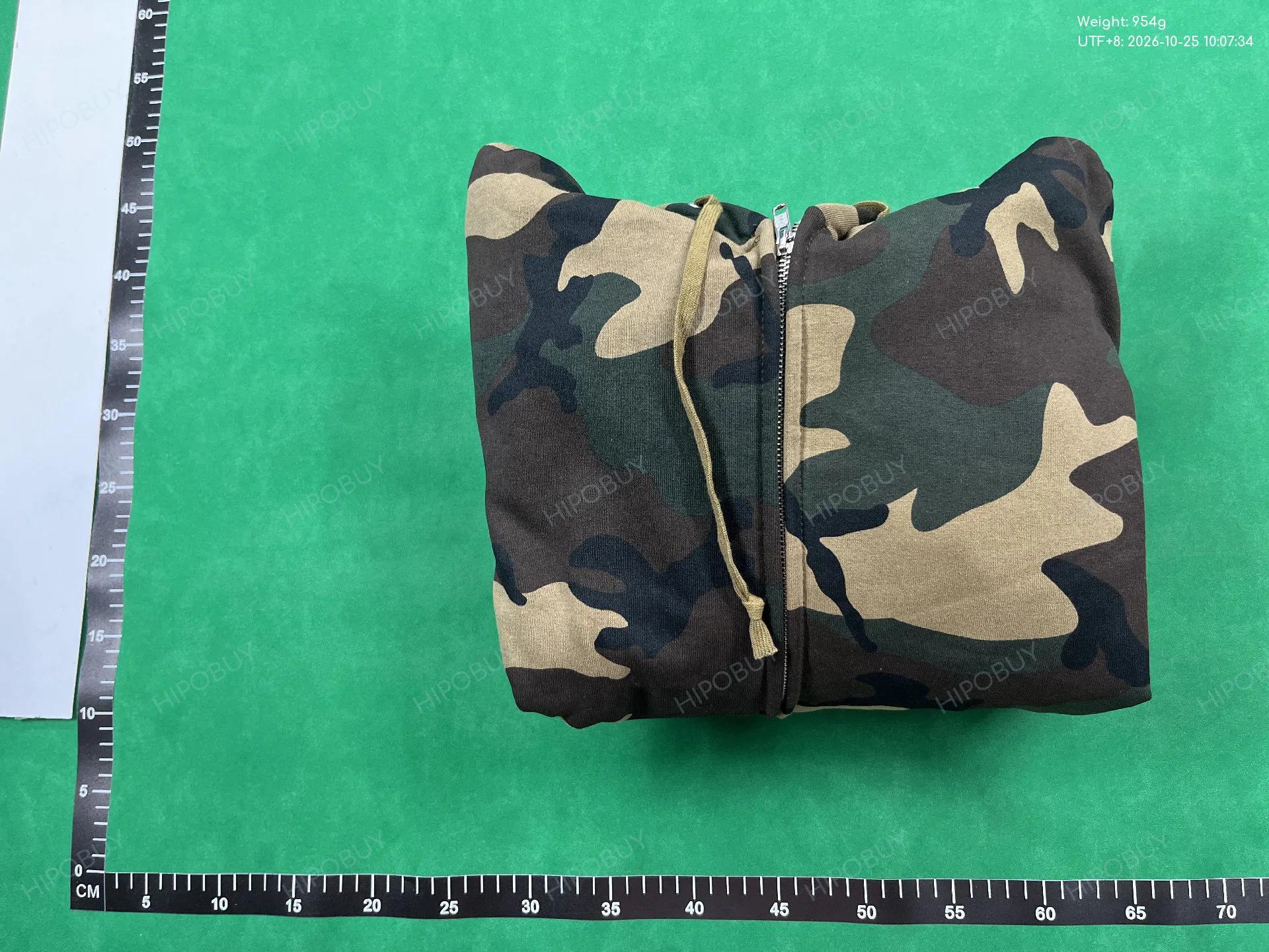 Foto QC 4 de Supreme x La Martina x Jacob & Co Spring/Summer 2026 Striped Rugby Jersey Pink/Navy