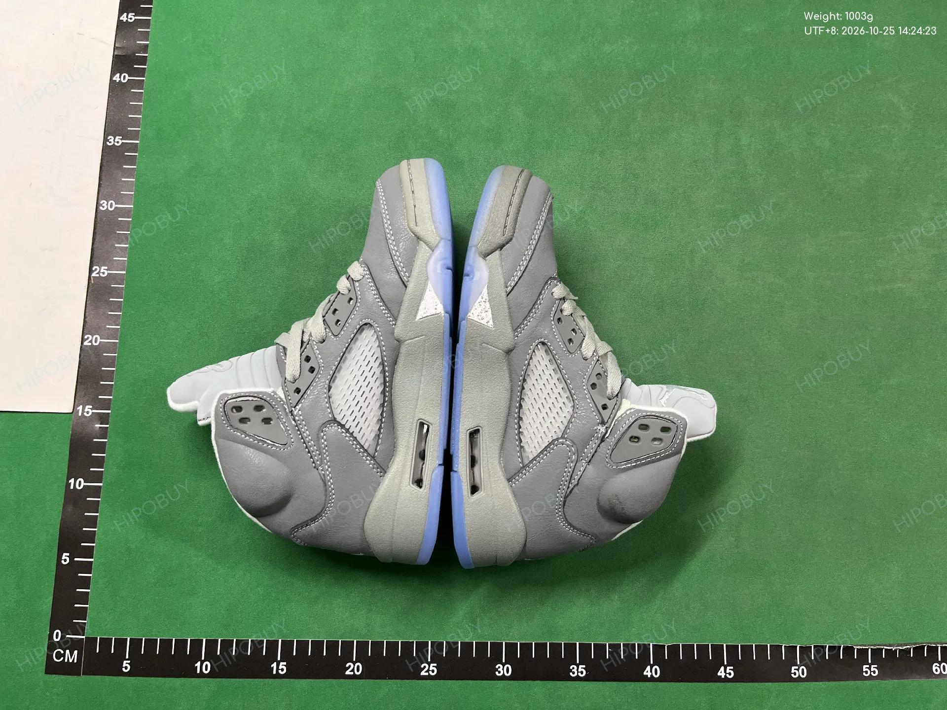 Foto QC 4 de Jordan 5 Retro Wolf Grey 136027-005
