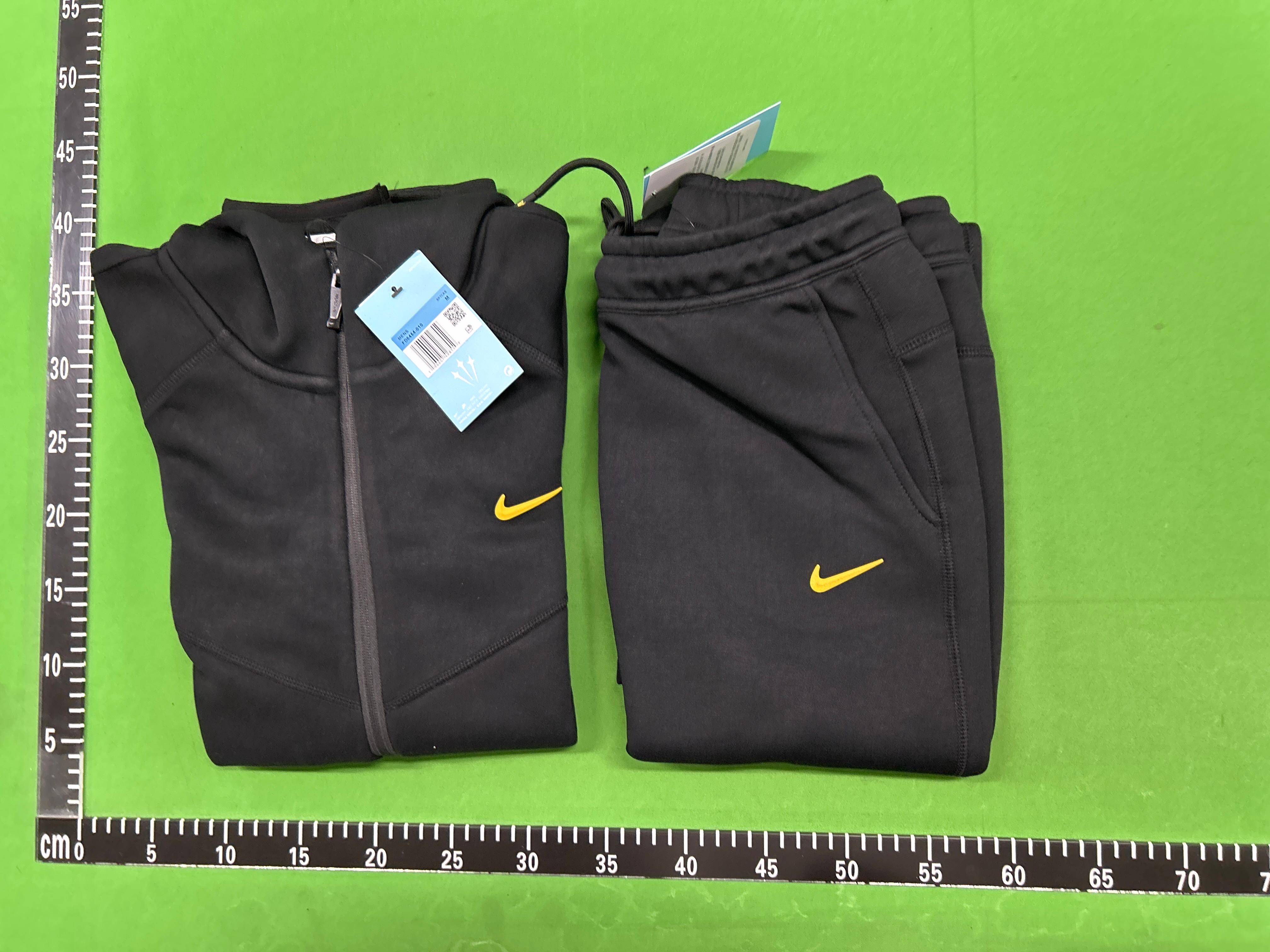 Foto QC 1 de Nike Nocta Crewneck Sweater Green