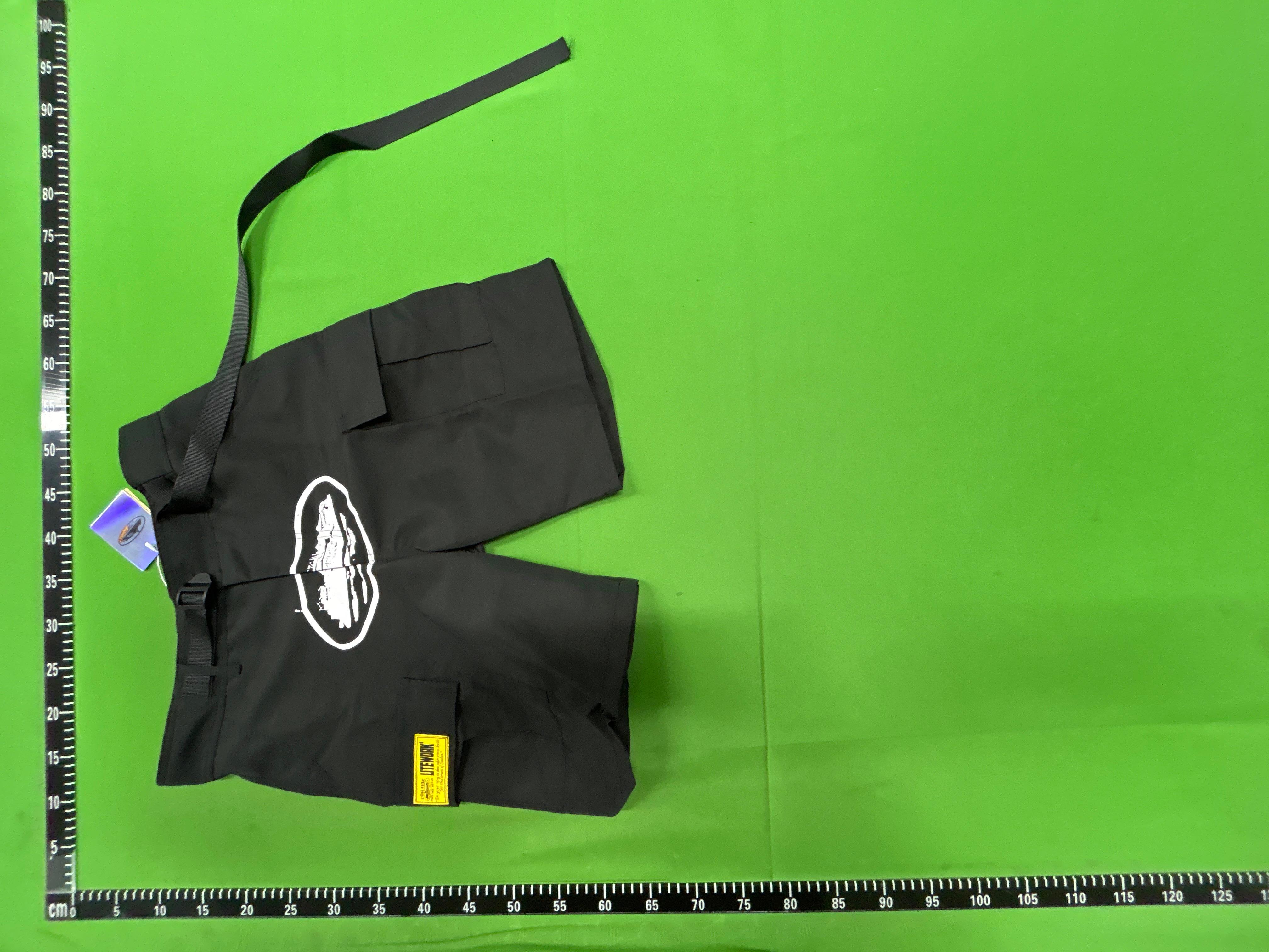 Foto QC 2 de Corteiz Cargo Shorts Multi-Pocket Black