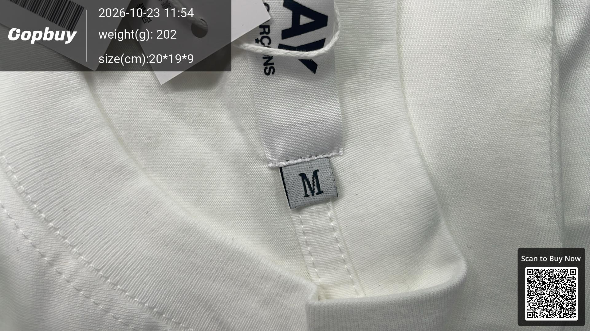 Foto QC 1 de Comme des Garçons Play T-shirt Two Grey Hearts Black