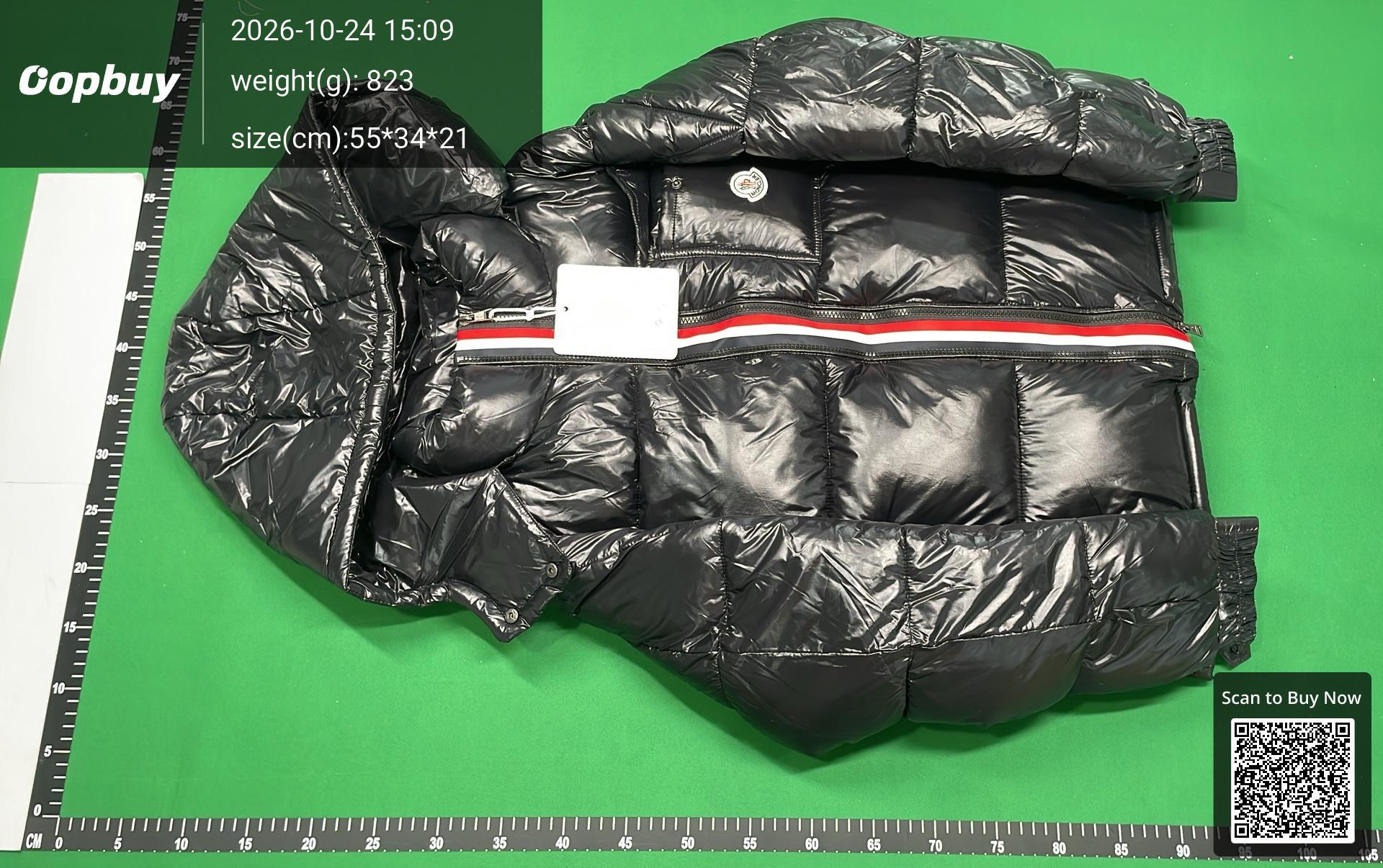 Foto QC 2 de Moncler Puffer Jacket Down White
