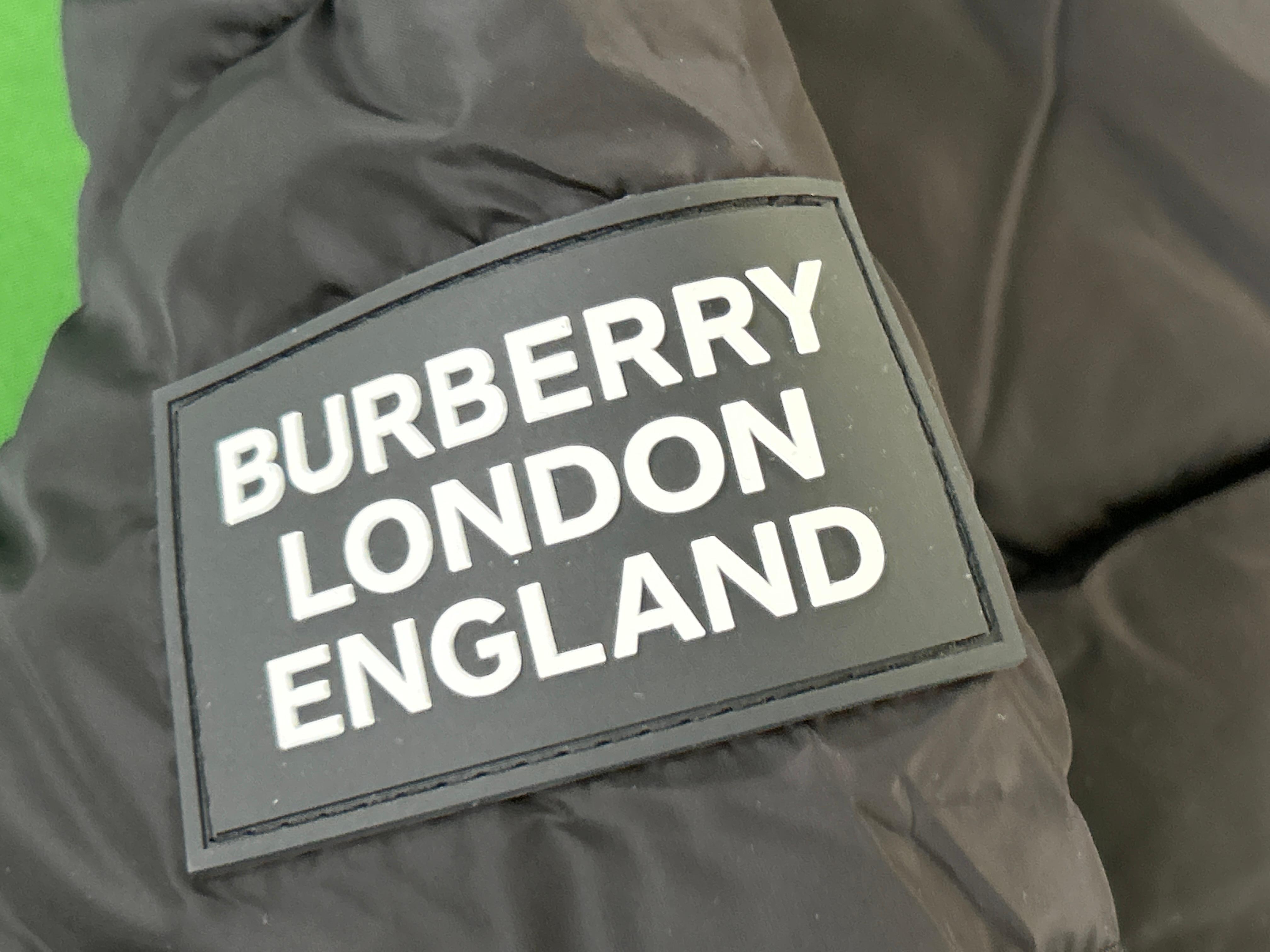 Foto QC 8 de Burberry Puffer Jacket Down Check Black
